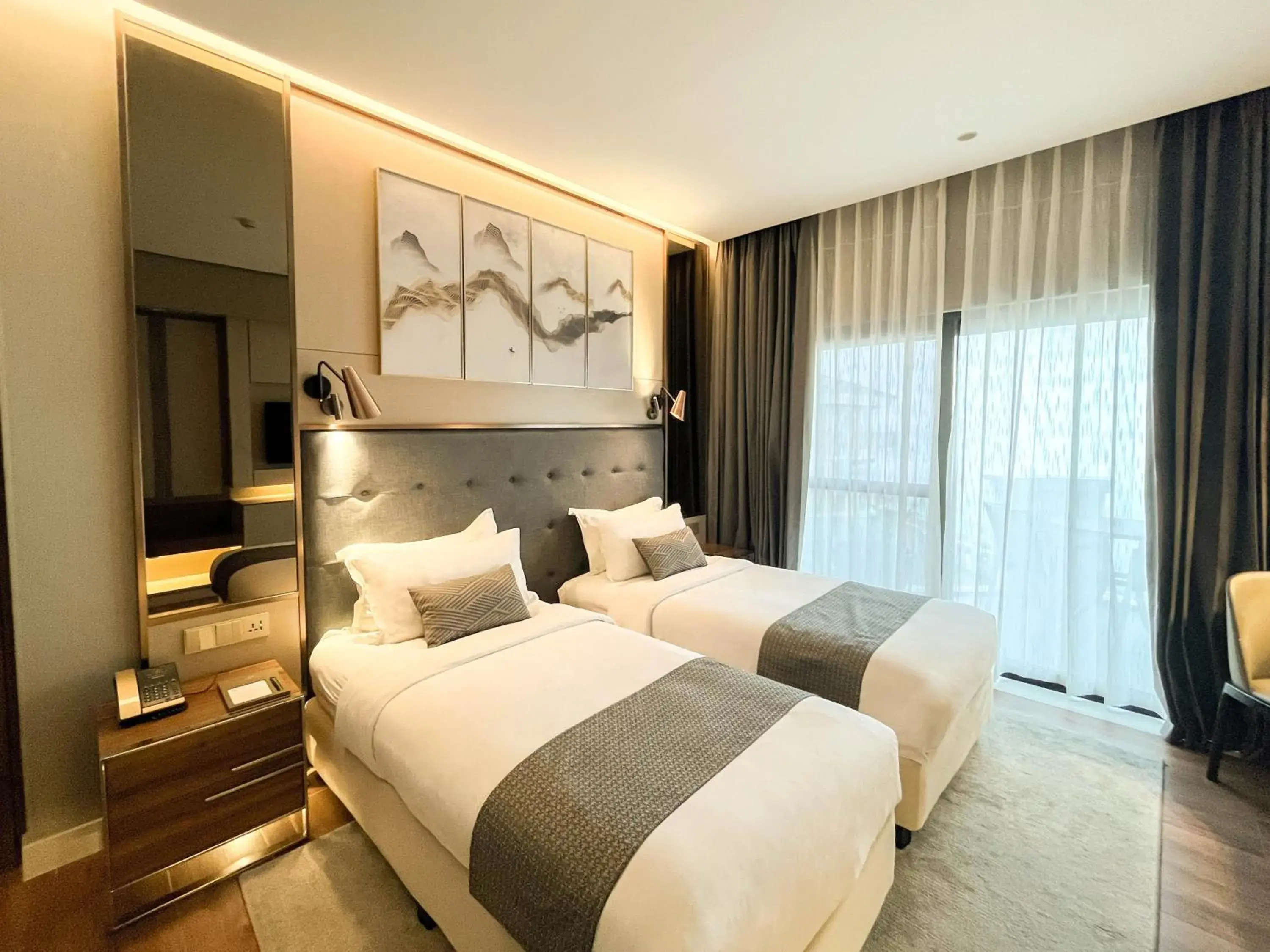 Bed in The Lake Hotel Tagaytay Bed in The Lake Hotel Tagaytay