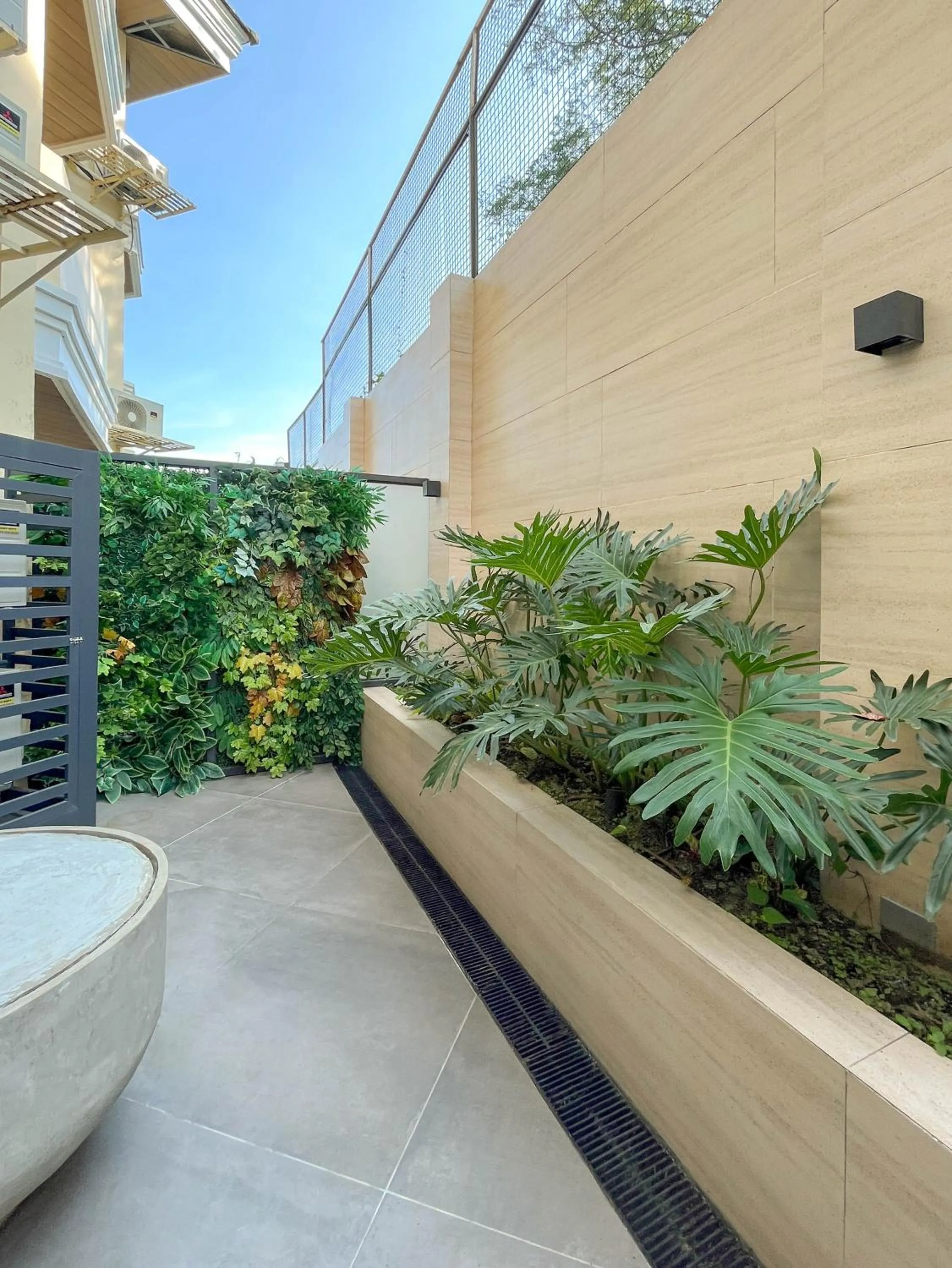 The Lake Hotel Tagaytay