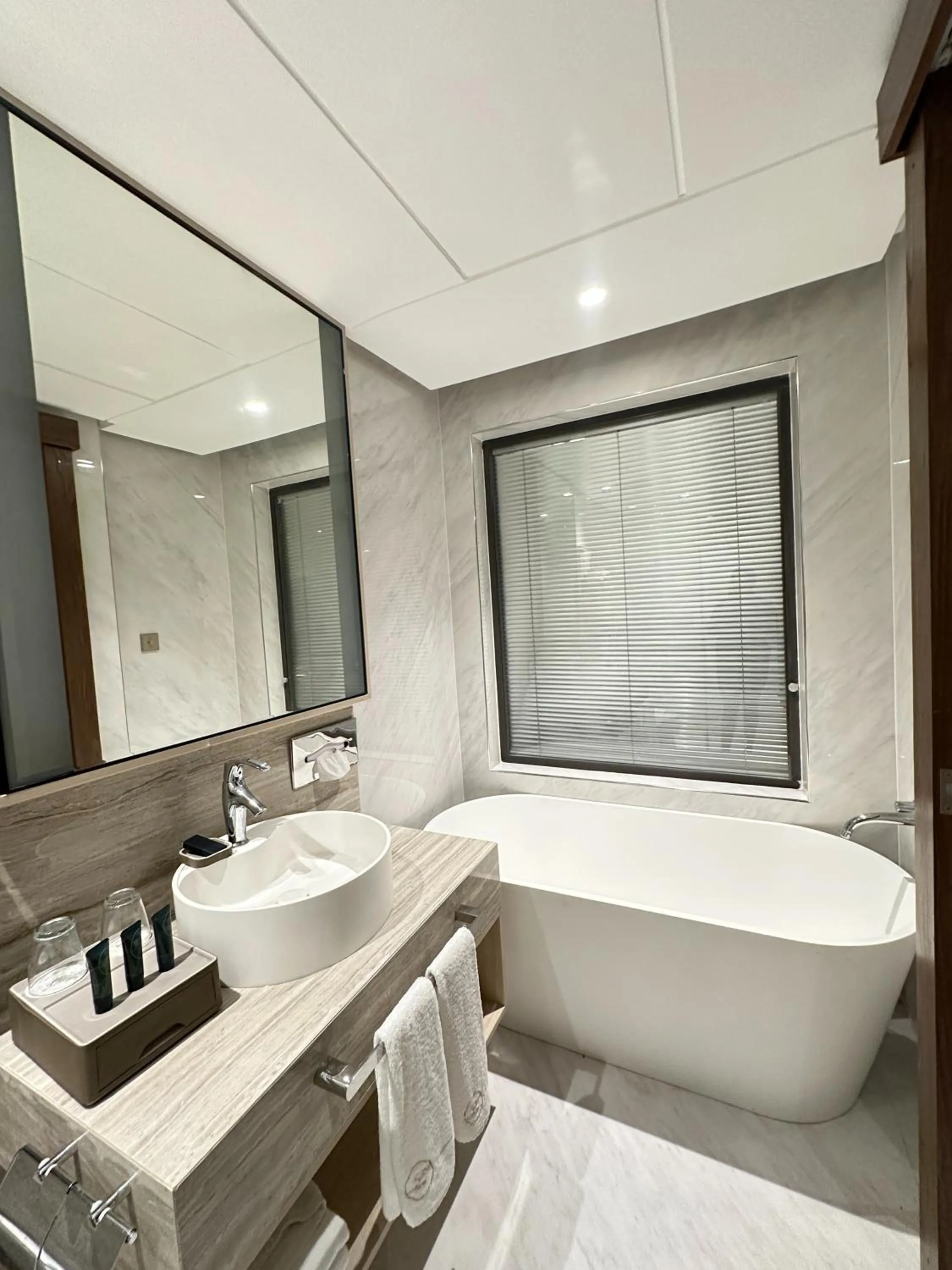 The Lake Hotel Tagaytay