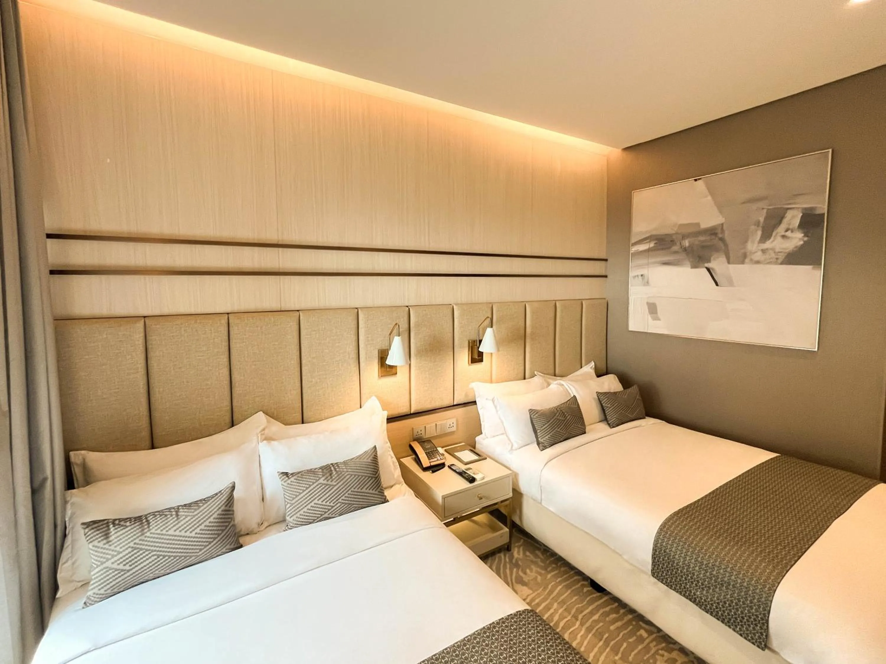 Bed in The Lake Hotel Tagaytay