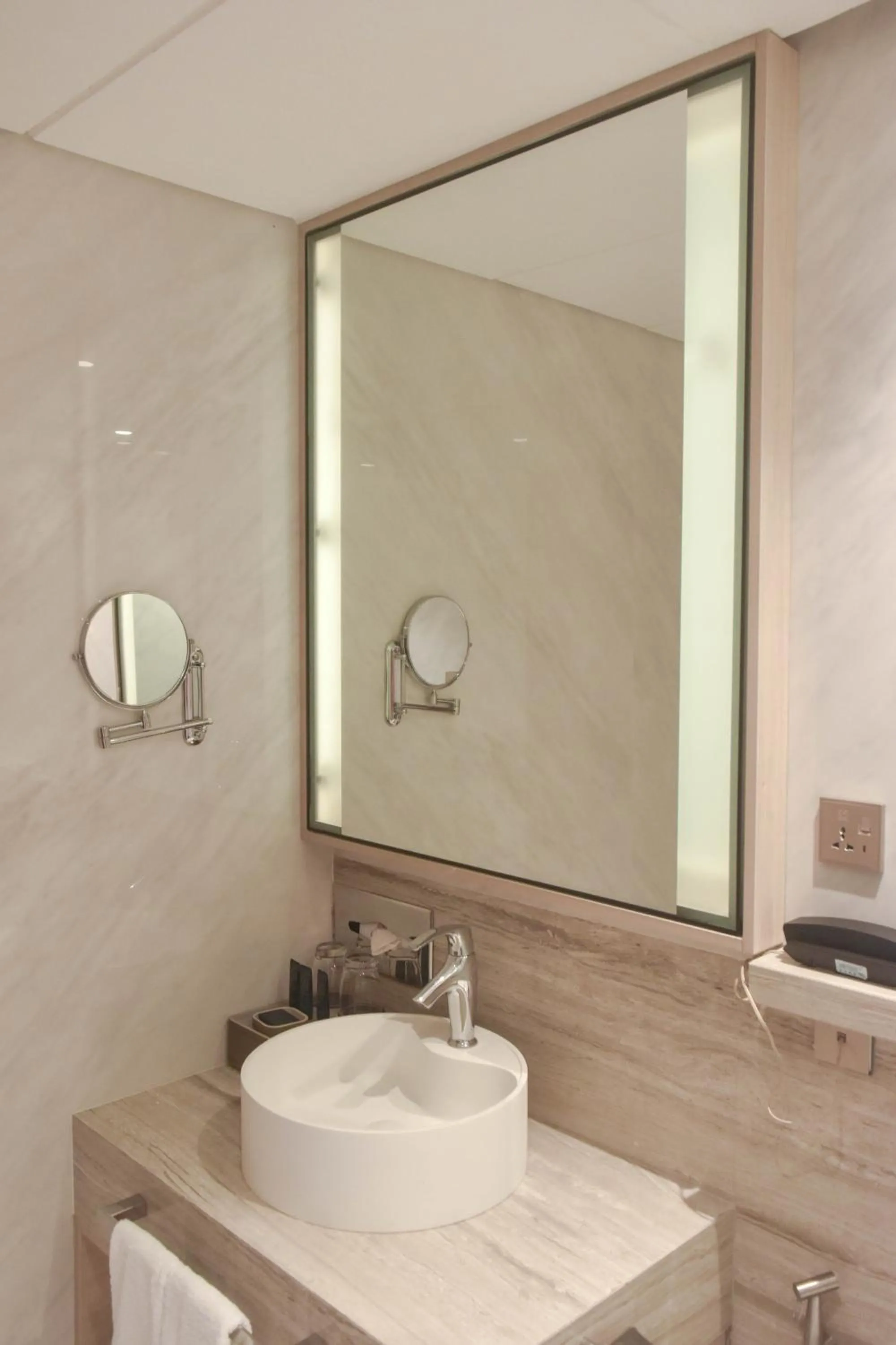 The Lake Hotel Tagaytay