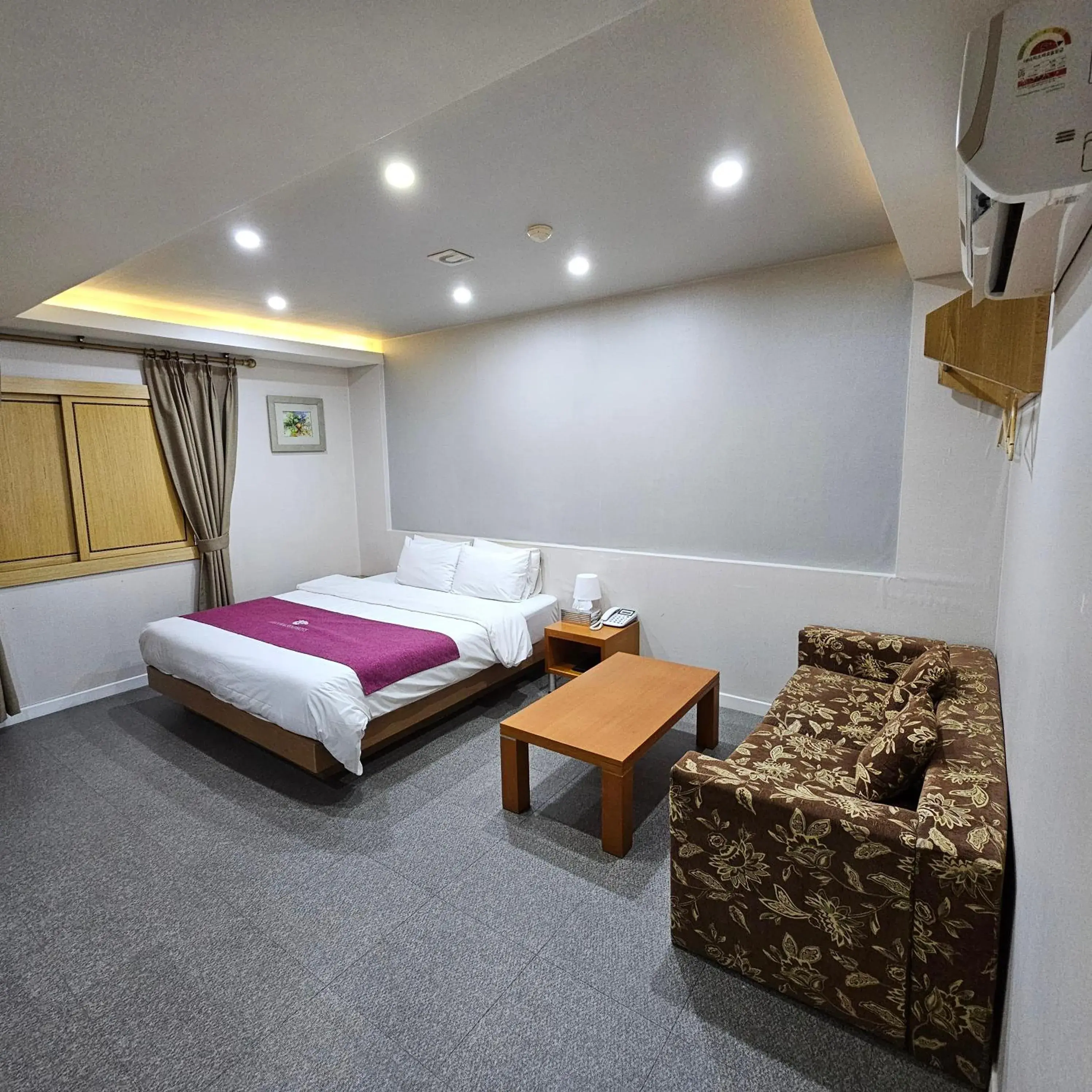 Bed in Amour Hotel Bed in Amour Hotel