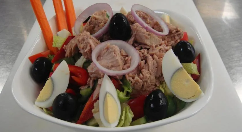 Food in Al Jazeera Royal Hotel