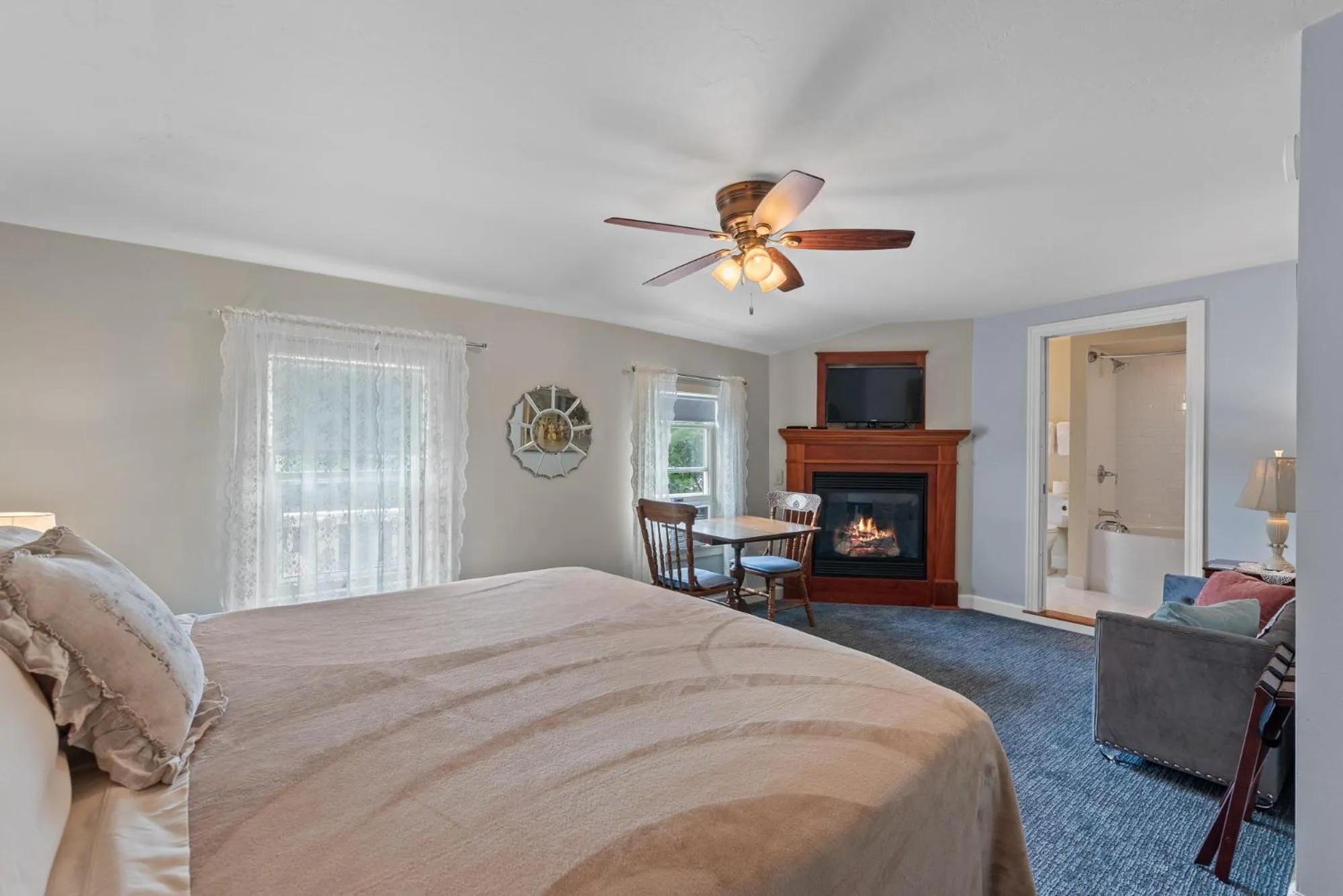 Bed in The Foxglove Inn