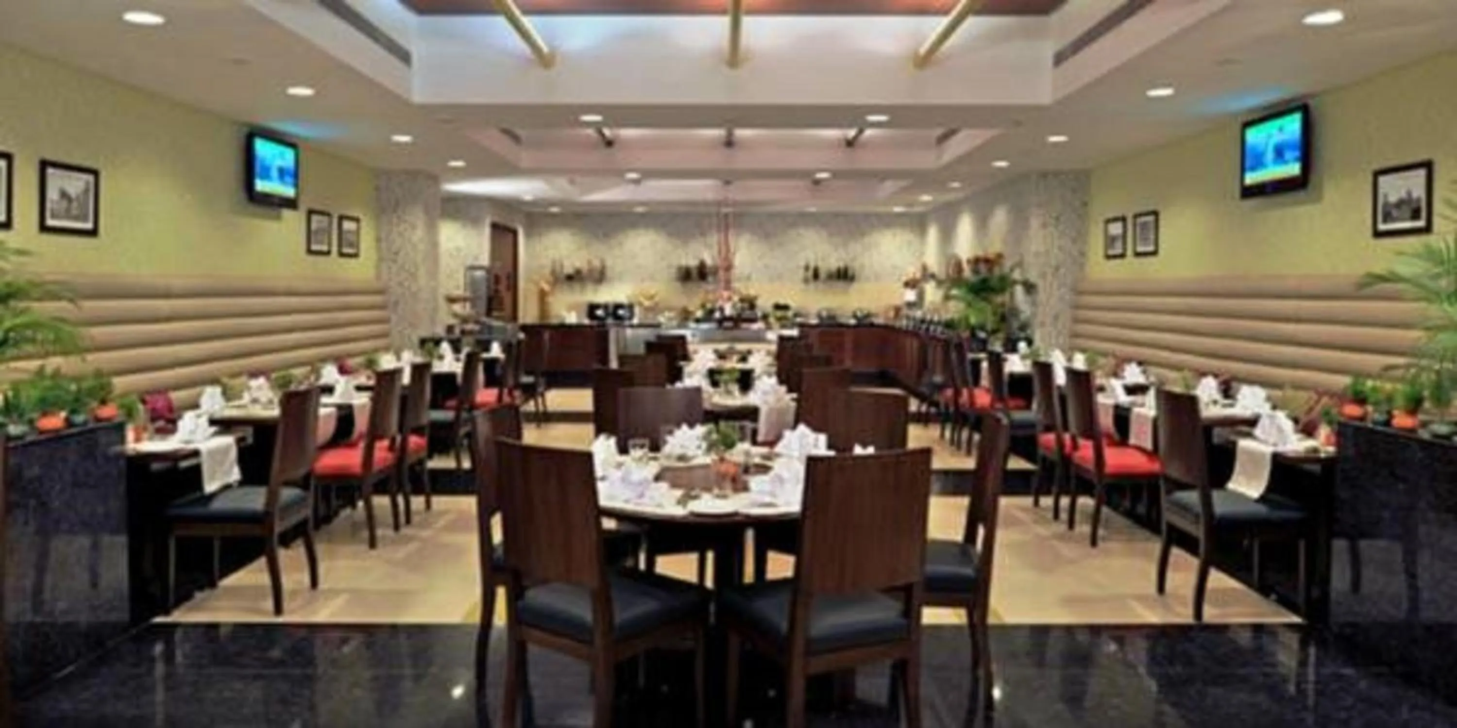 Restaurant/places to eat in Fortune Park Lake City, Thane - Member ITC Hotels' Group