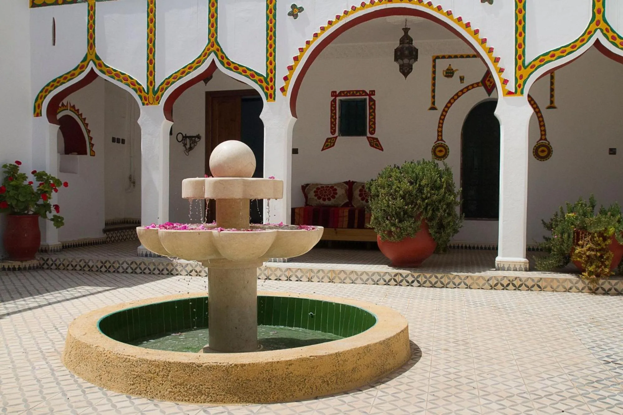 Patio in L'Air De La Mer