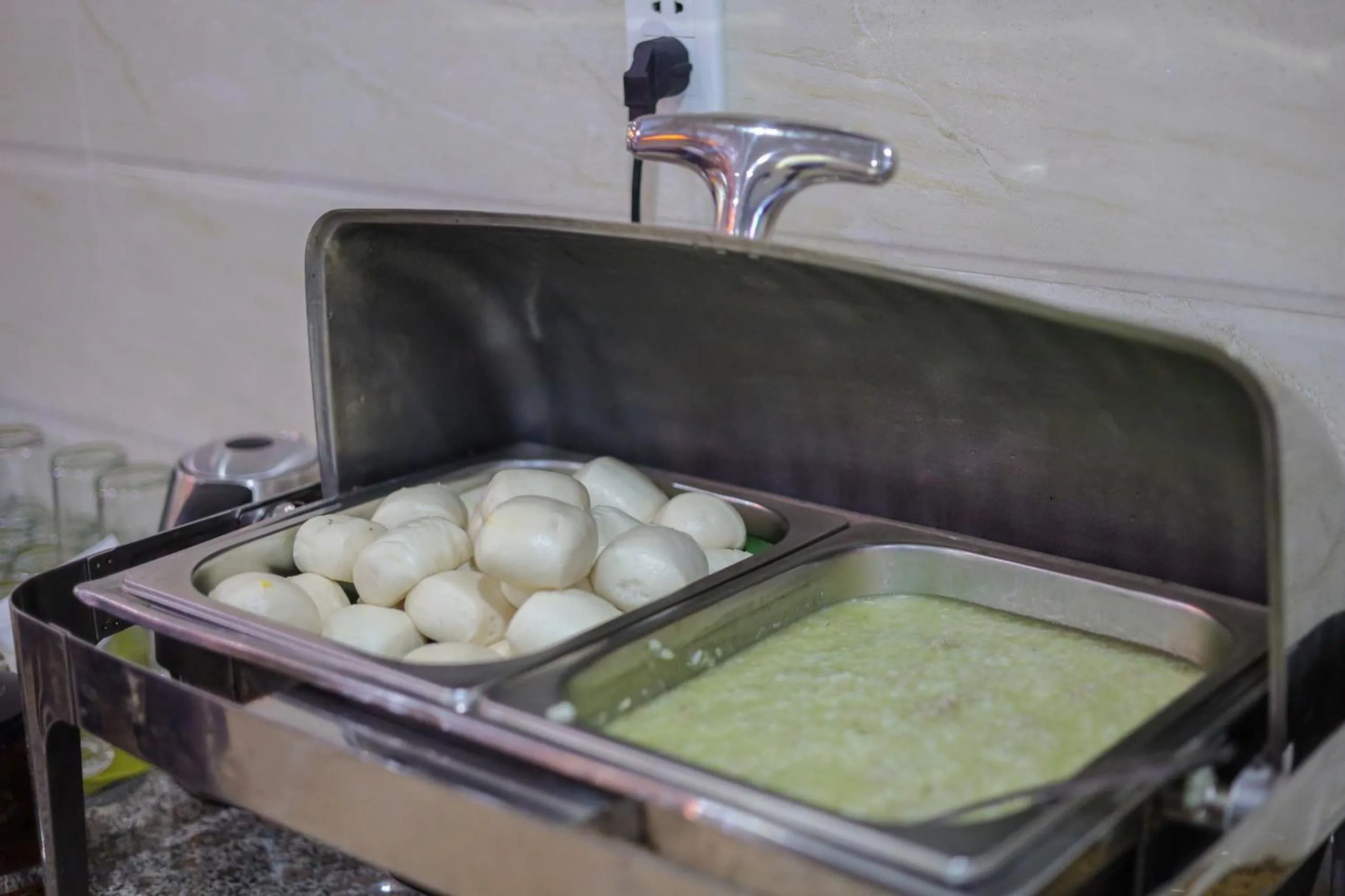 Food and drinks in DMZ Hotel