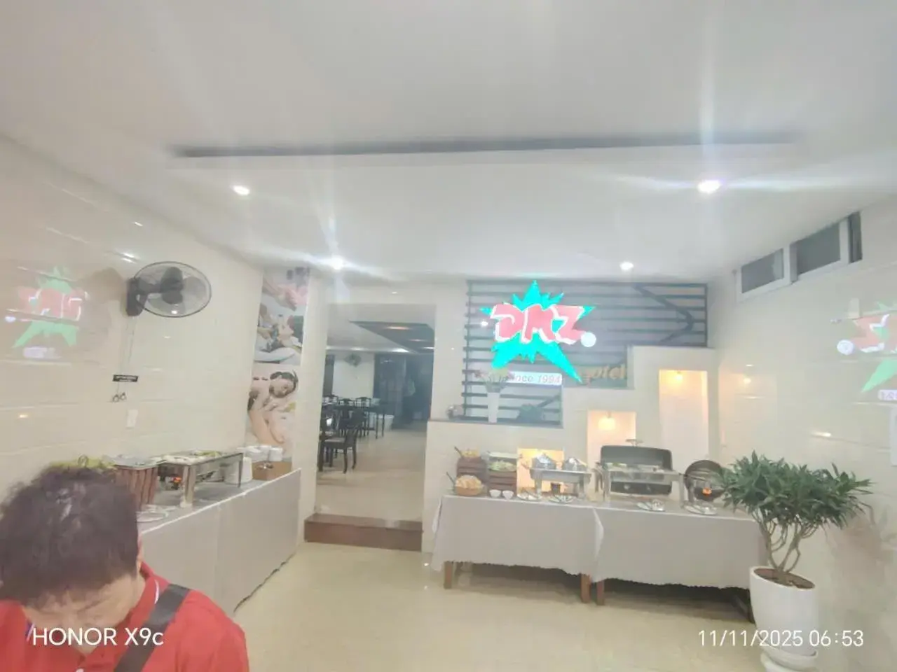 Restaurant/places to eat in DMZ Hotel ,Central Hue ,Near Perfume River Restaurant/places to eat in DMZ Hotel ,Central Hue ,Near Perfume River