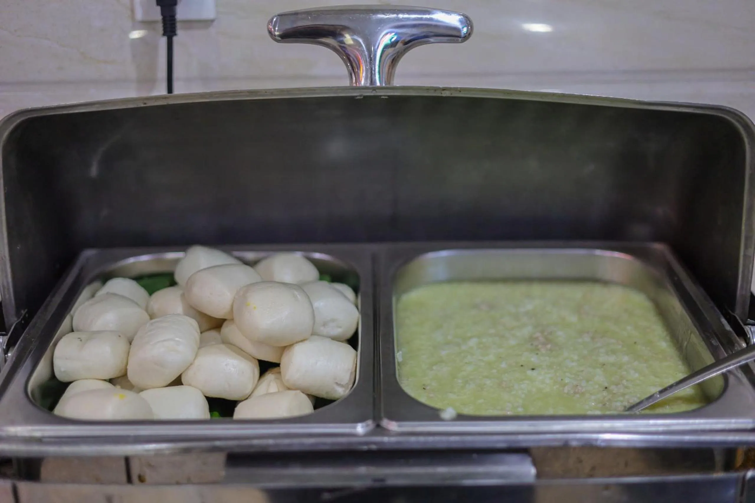 Food and drinks in DMZ Hotel