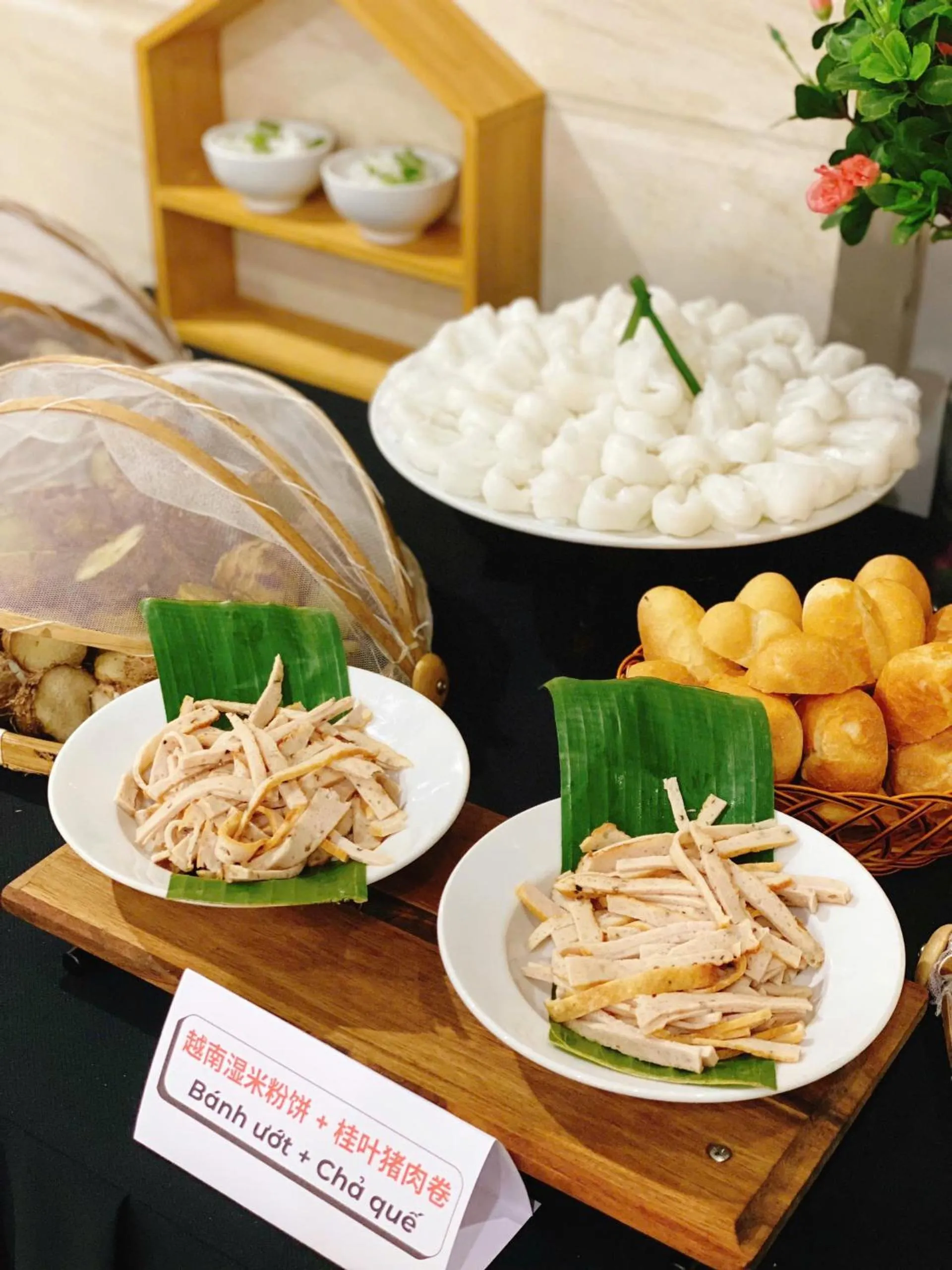 Food and drinks in DMZ Hotel