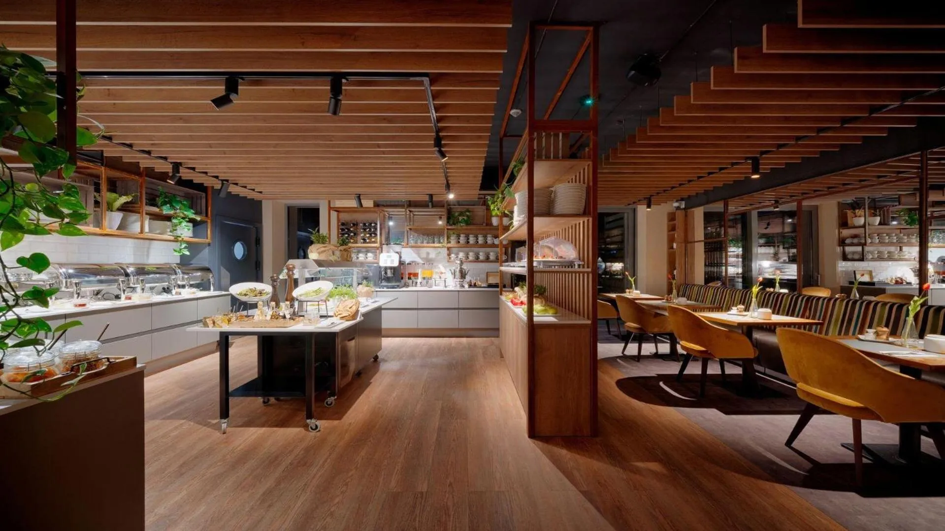 Lobby or reception in B&B HOTEL RZESZÓW CENTRUM