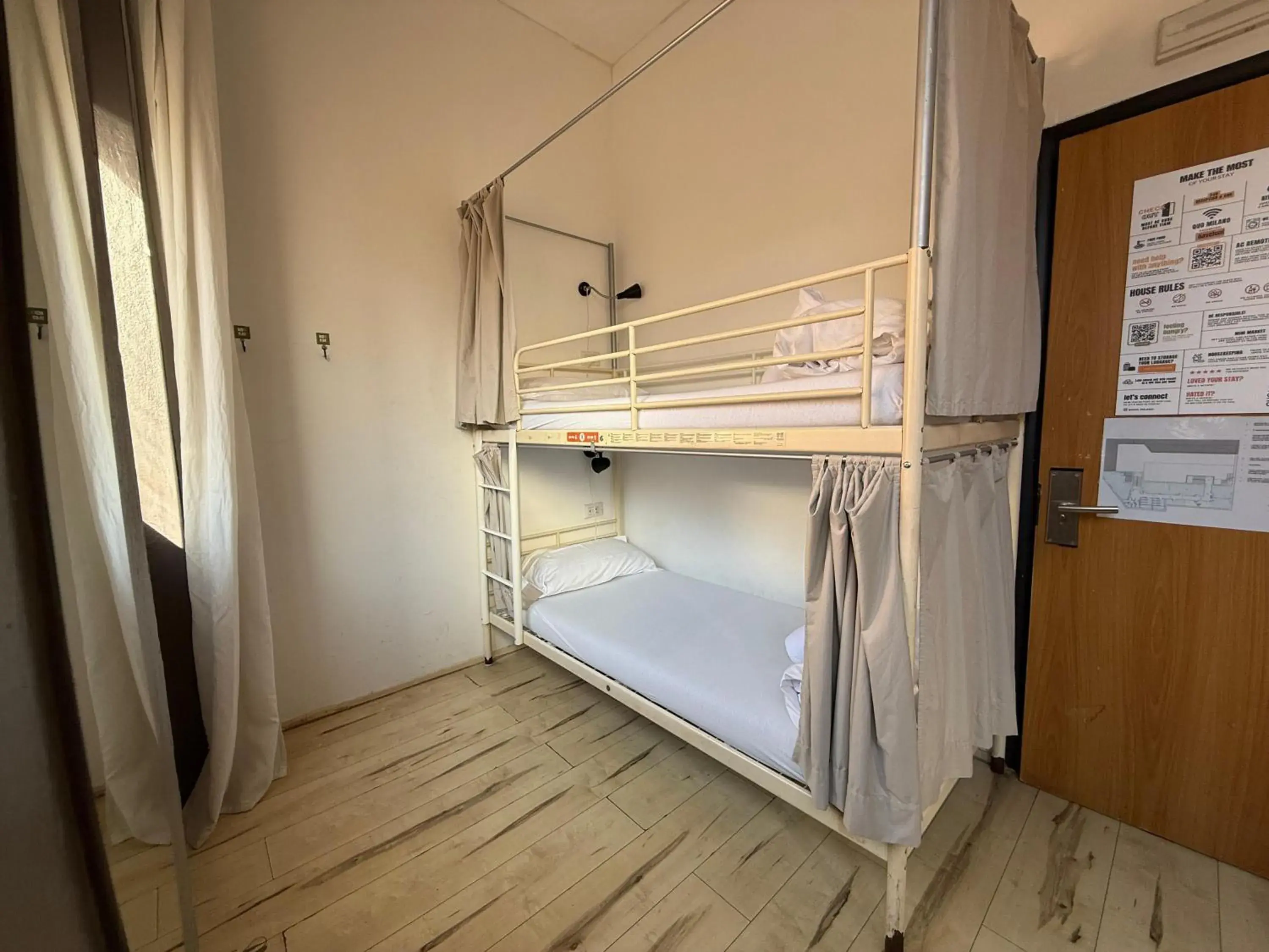 Bed in QUO Milano Bed in QUO Milano