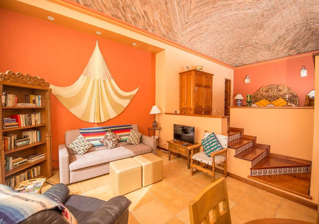 Living room in Casa Estrella de la Valenciana Hotel Boutique