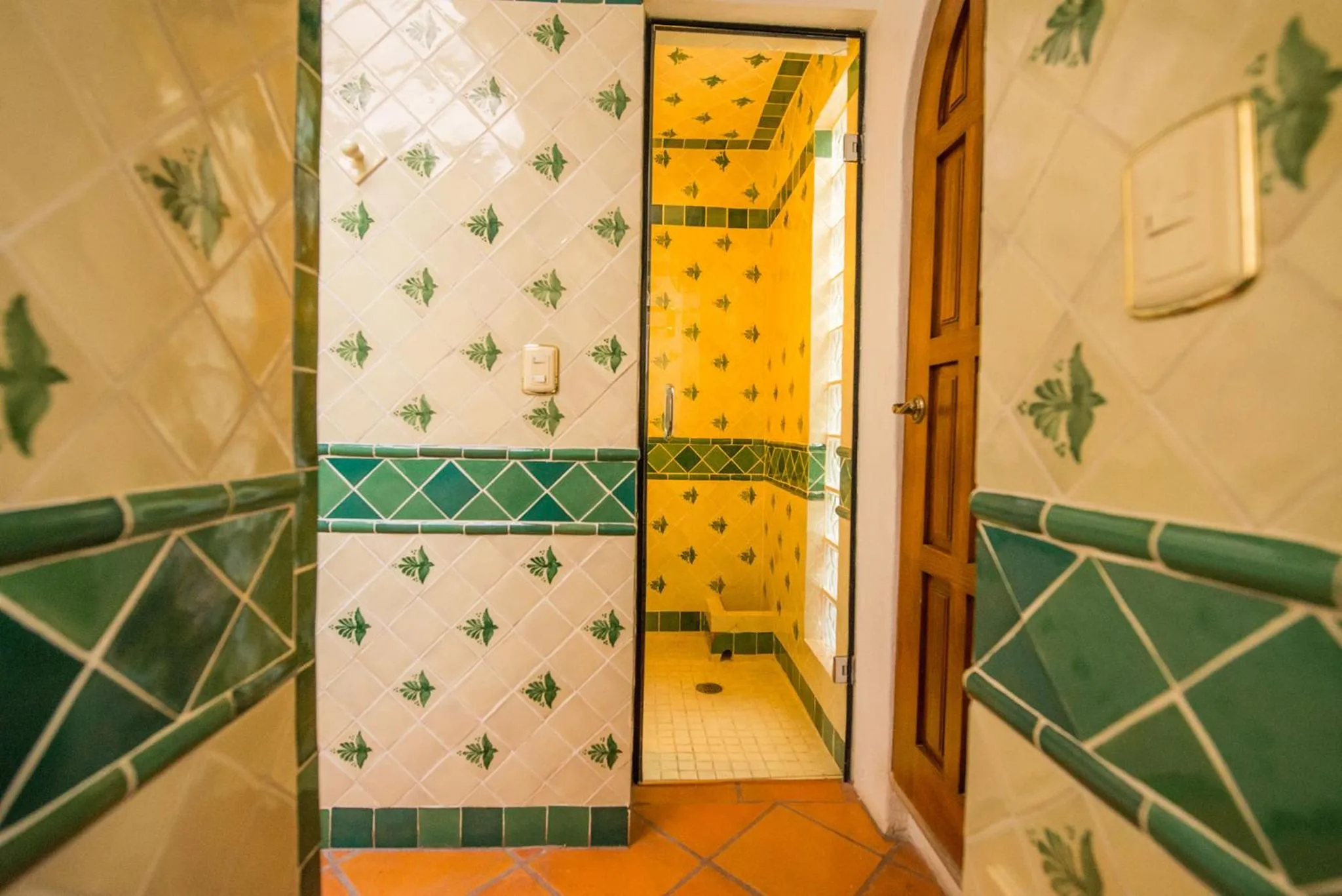 Shower in Casa Estrella de la Valenciana Hotel Boutique