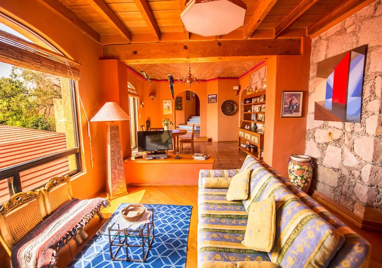 Living room in Casa Estrella de la Valenciana Hotel Boutique