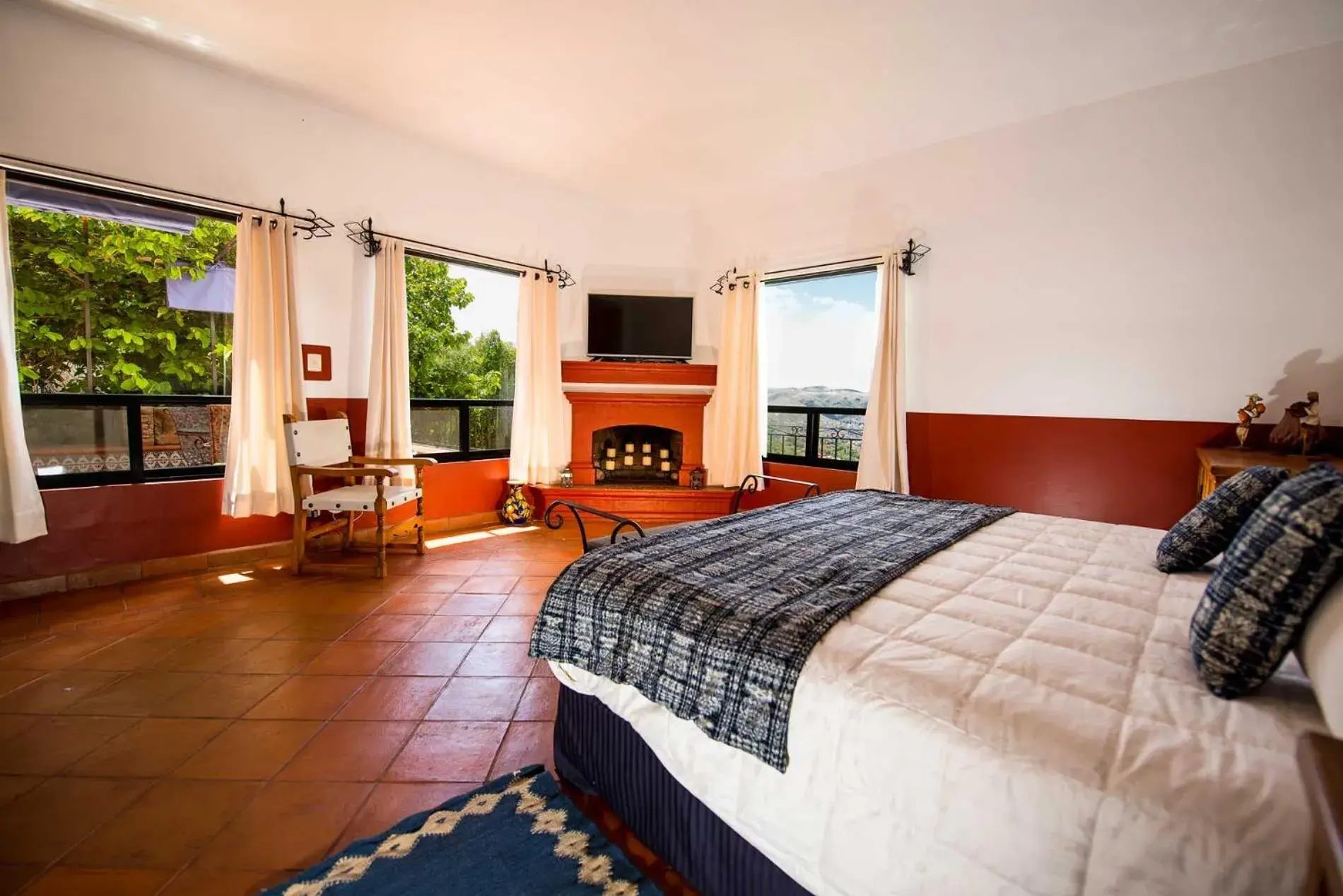 Bed in Casa Estrella de la Valenciana Hotel Boutique Bed in Casa Estrella de la Valenciana Hotel Boutique