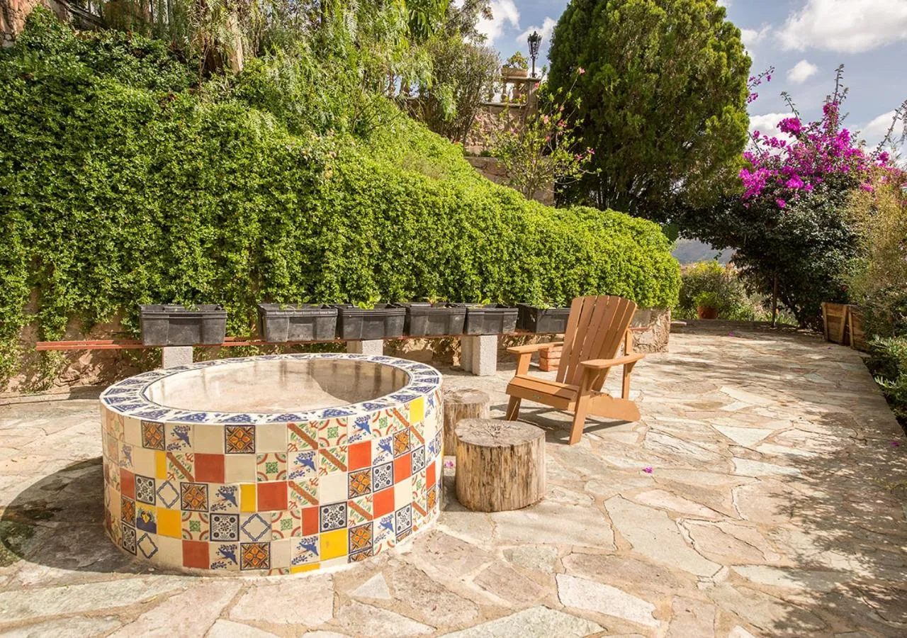 Patio in Casa Estrella de la Valenciana Hotel Boutique