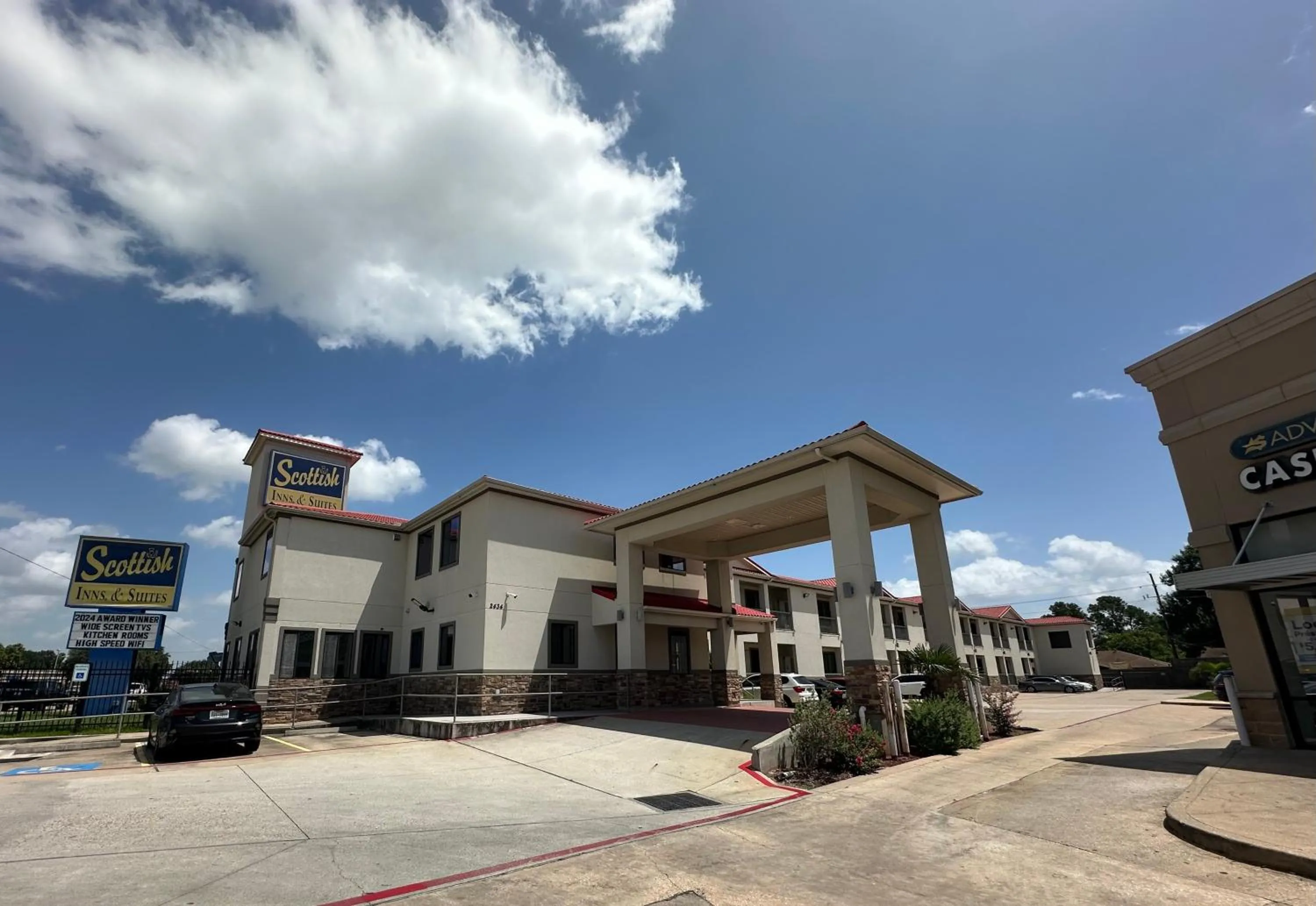 Scottish Inn and Suites