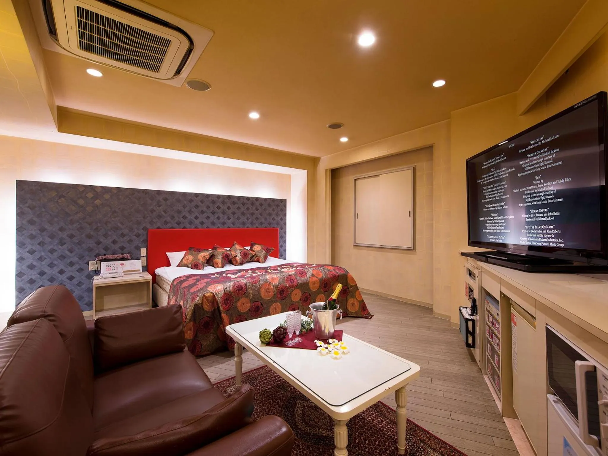 Bed in Restay Tina Grace (Adult Only)