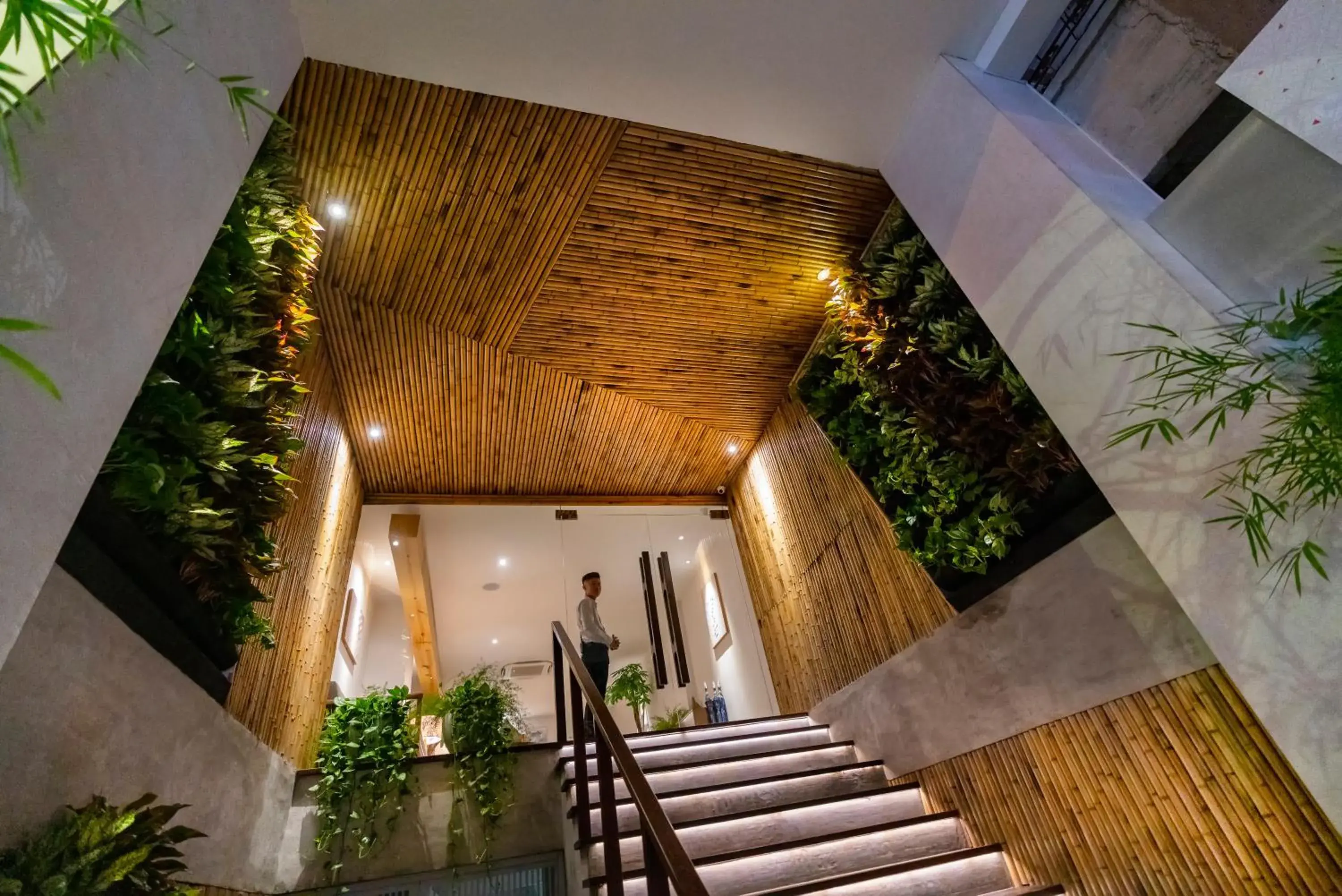 Property building in Silverland Min Hotel Property building in Silverland Min Hotel