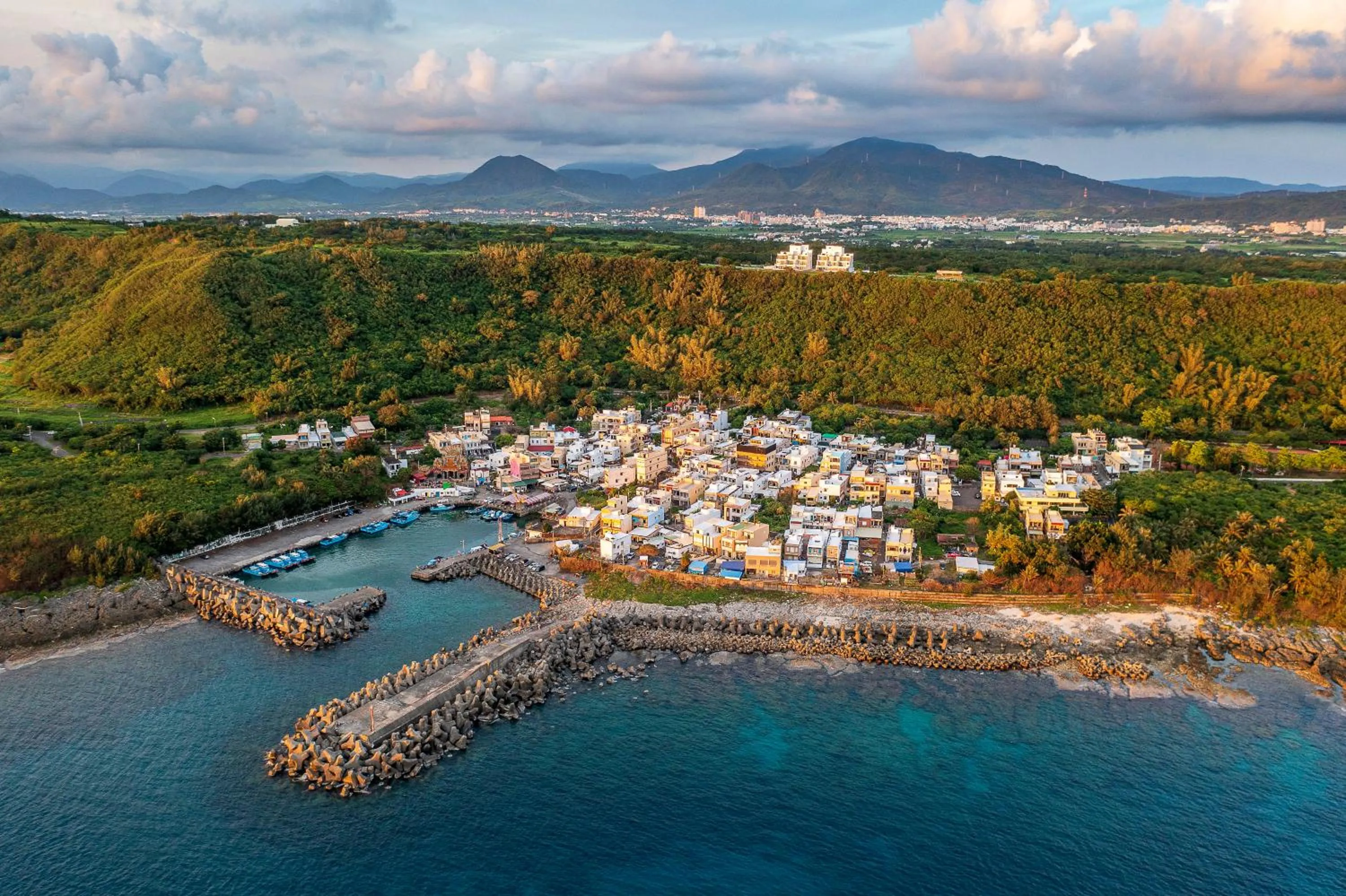 Property building in Kenting Ocean Paradise Resort