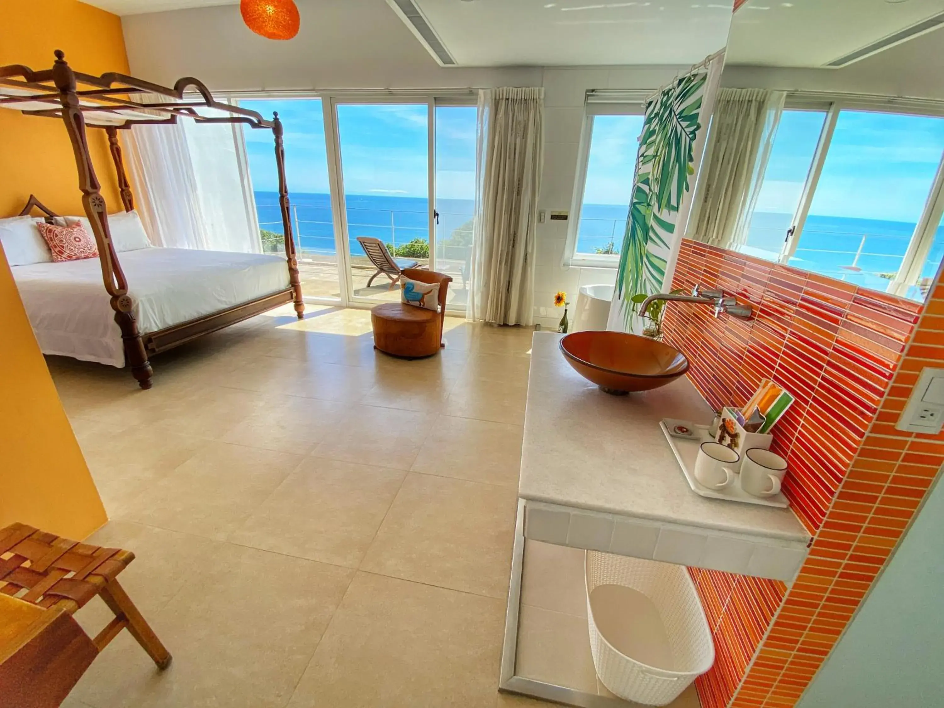 Bed in Kenting Ocean Paradise Resort Bed in Kenting Ocean Paradise Resort