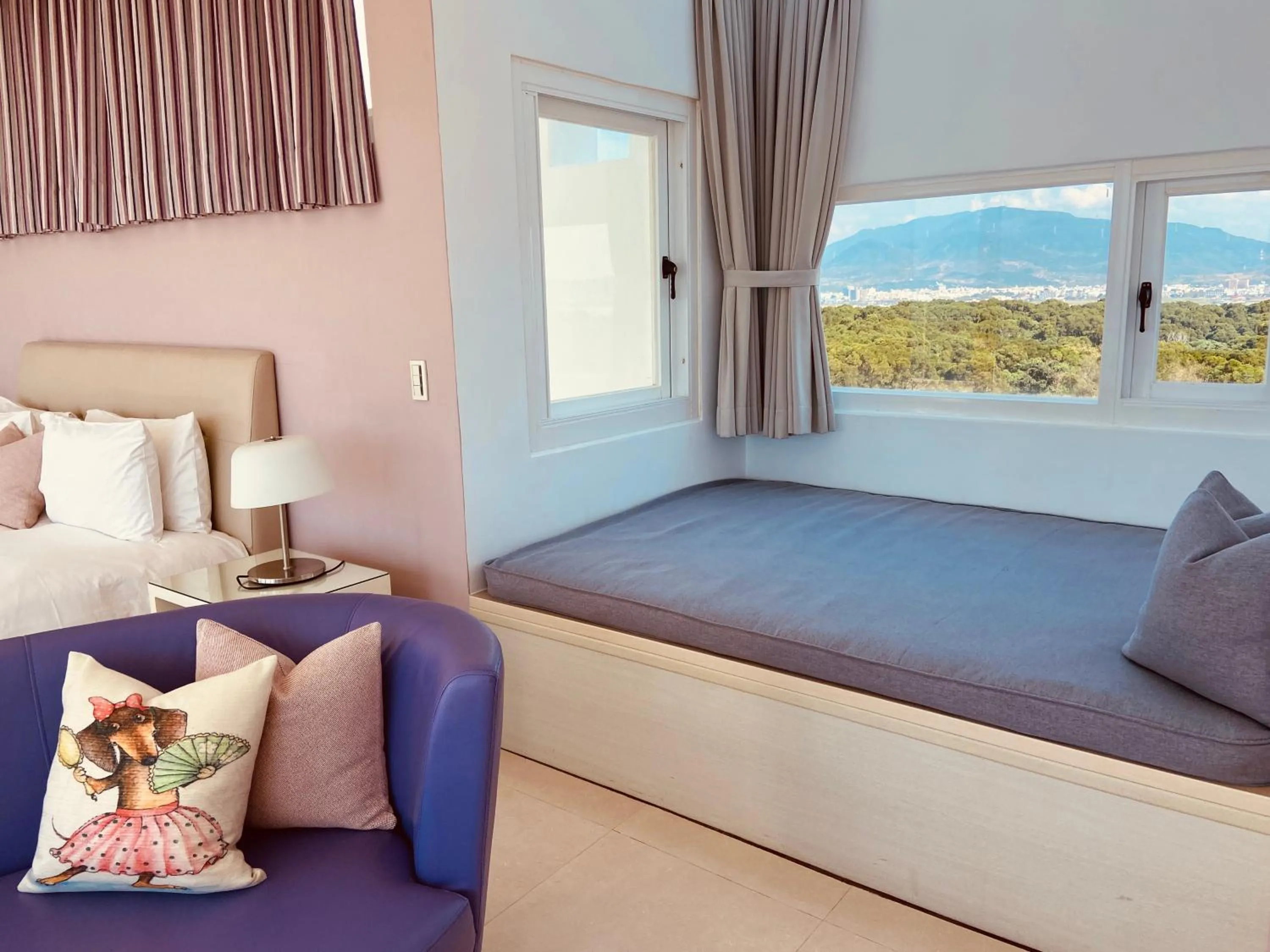 Bed in Kenting Ocean Paradise Resort