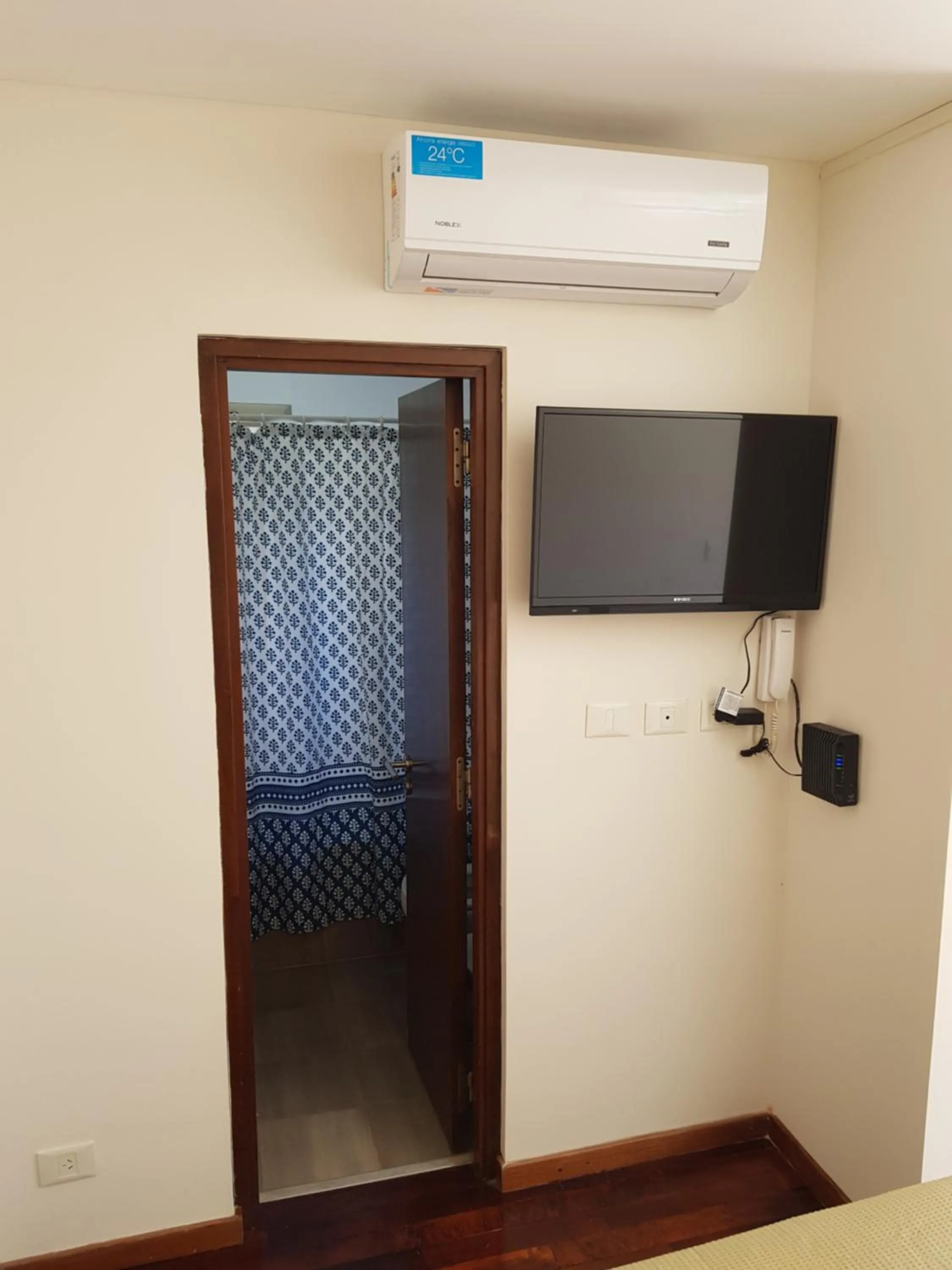 TV and multimedia in Laprida 519