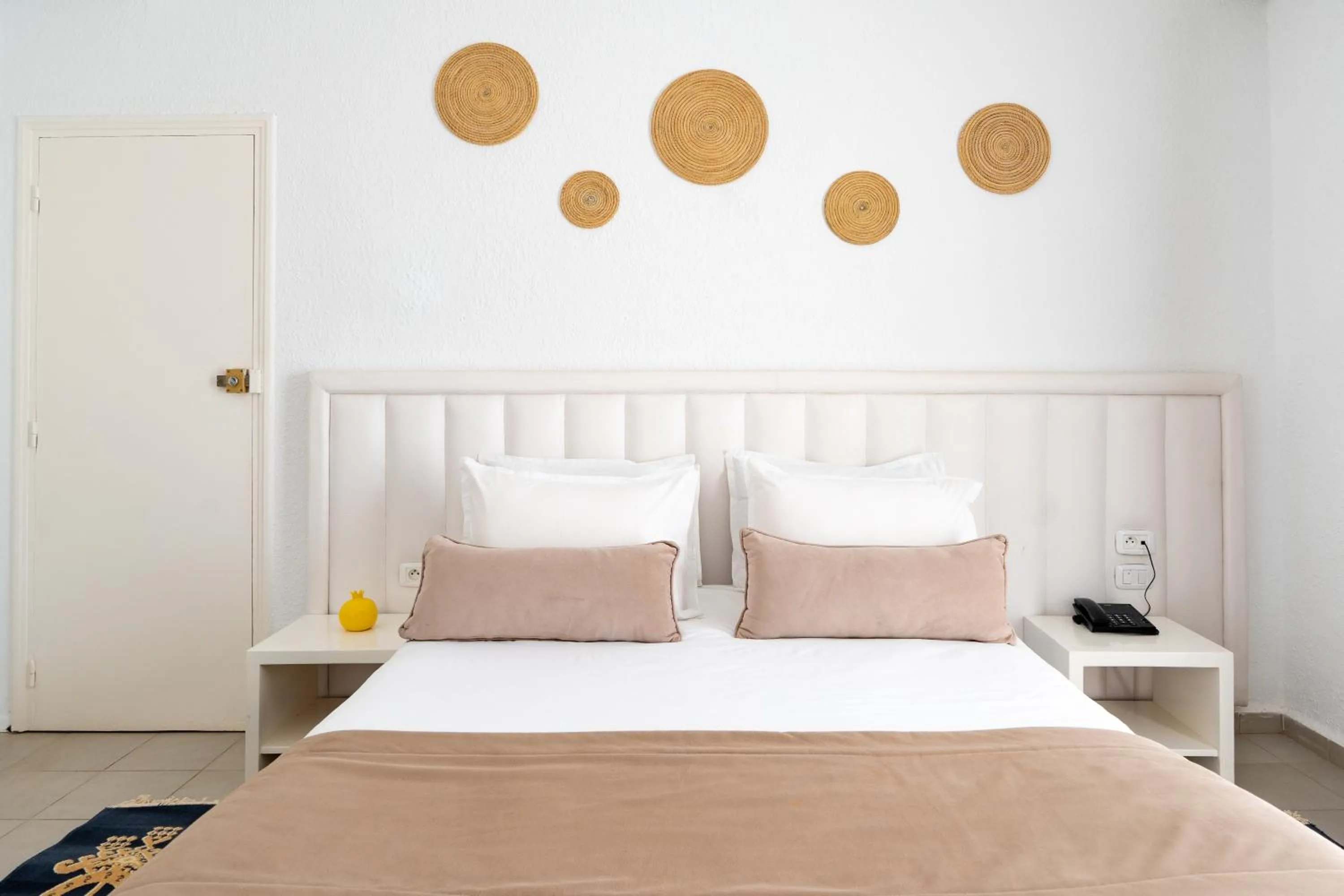 Bedroom, Bed in Golden Tulip Président Hammamet