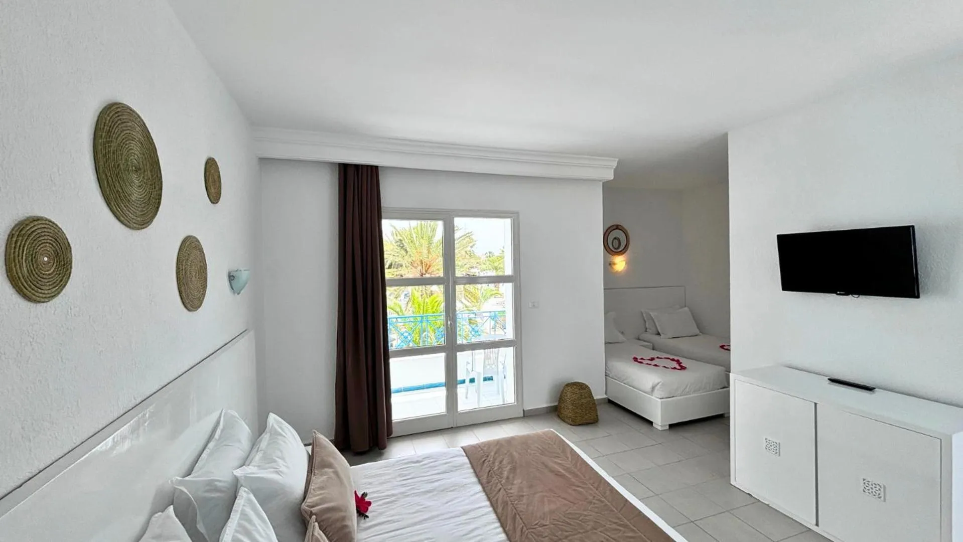 Bed in Golden Tulip Président Hammamet