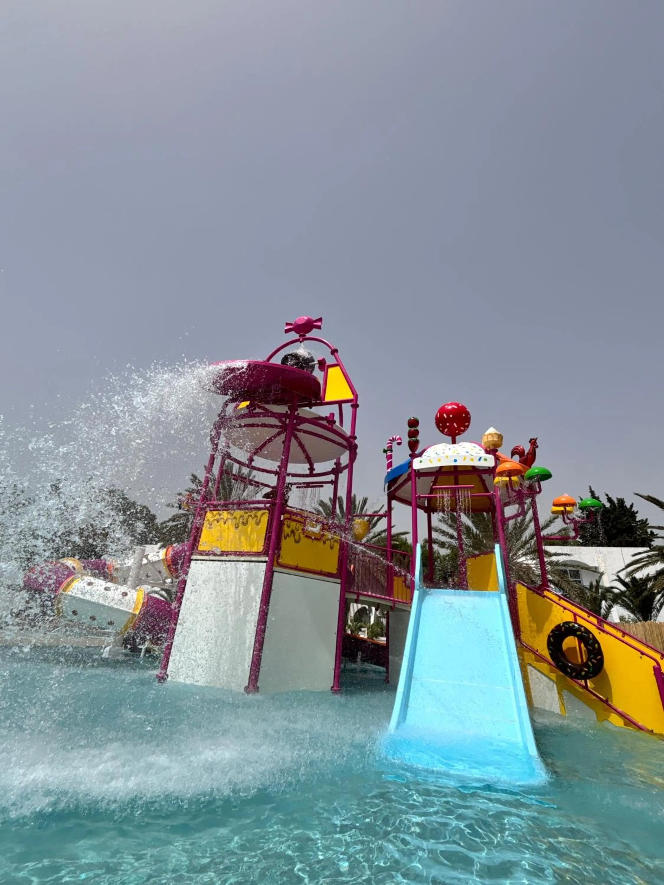 Swimming pool in Golden Tulip Président Hammamet
