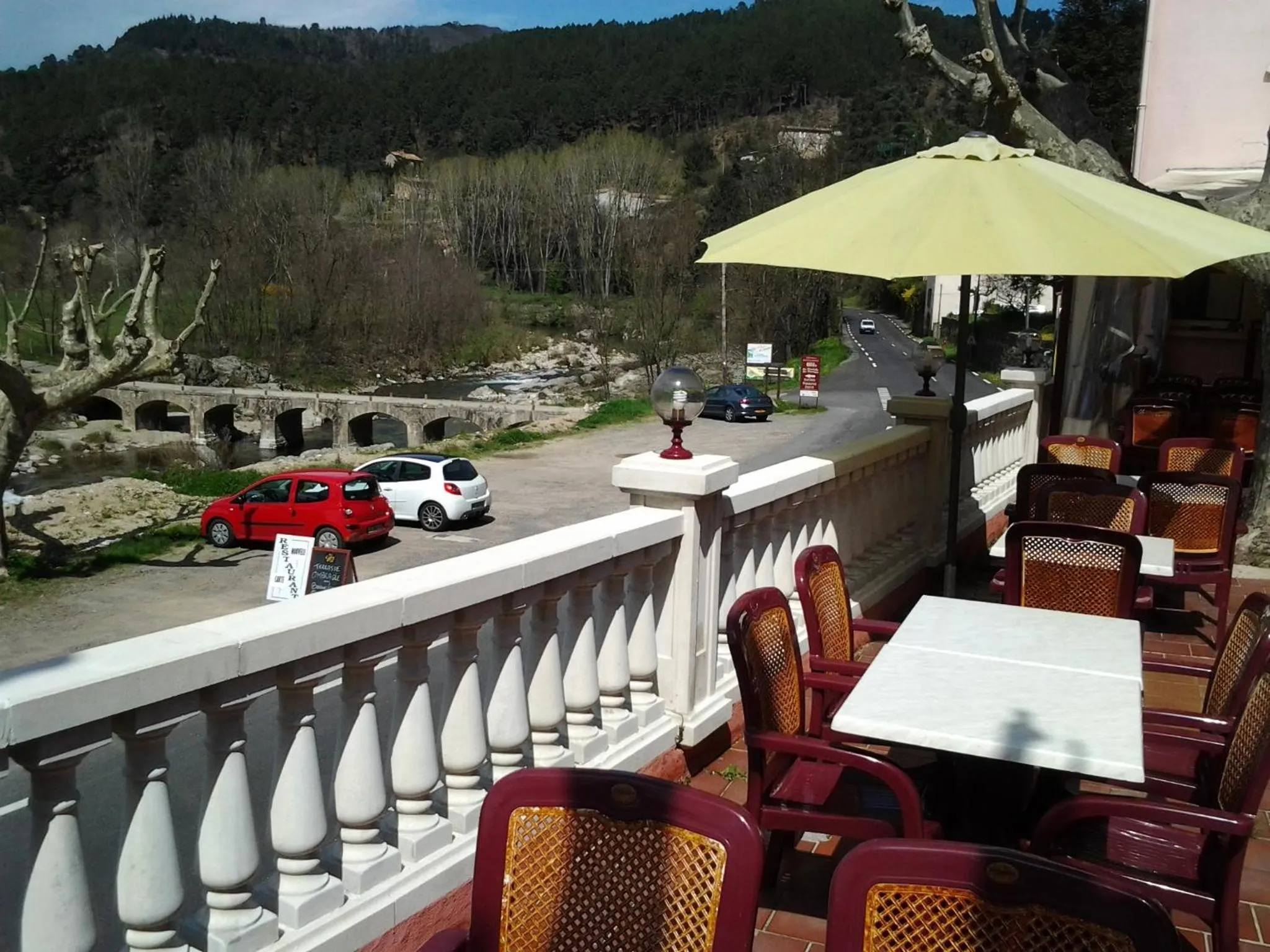 Logis Hotel Restaurant la Corniche des Cevennes