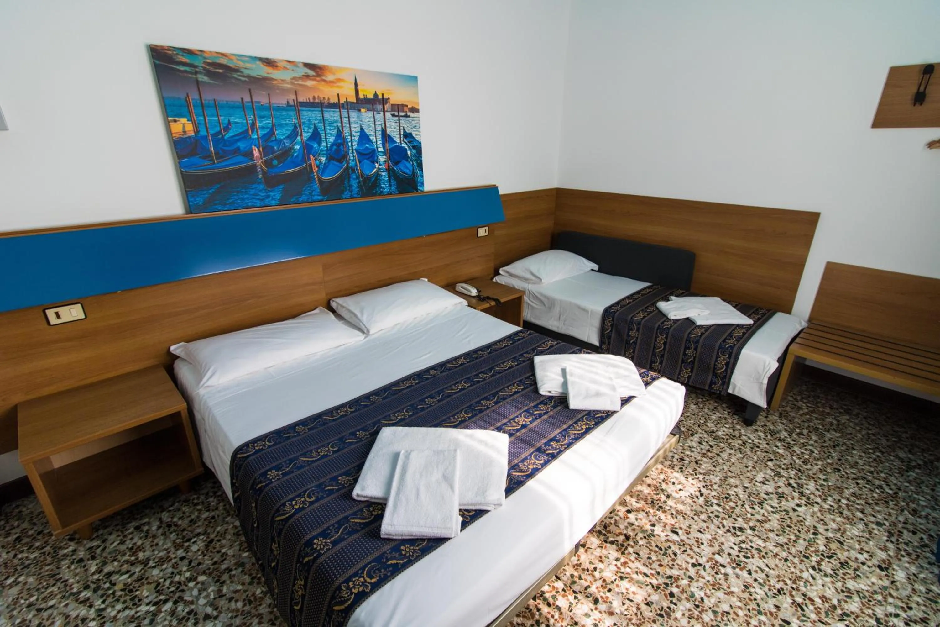 BlueColors Hotel