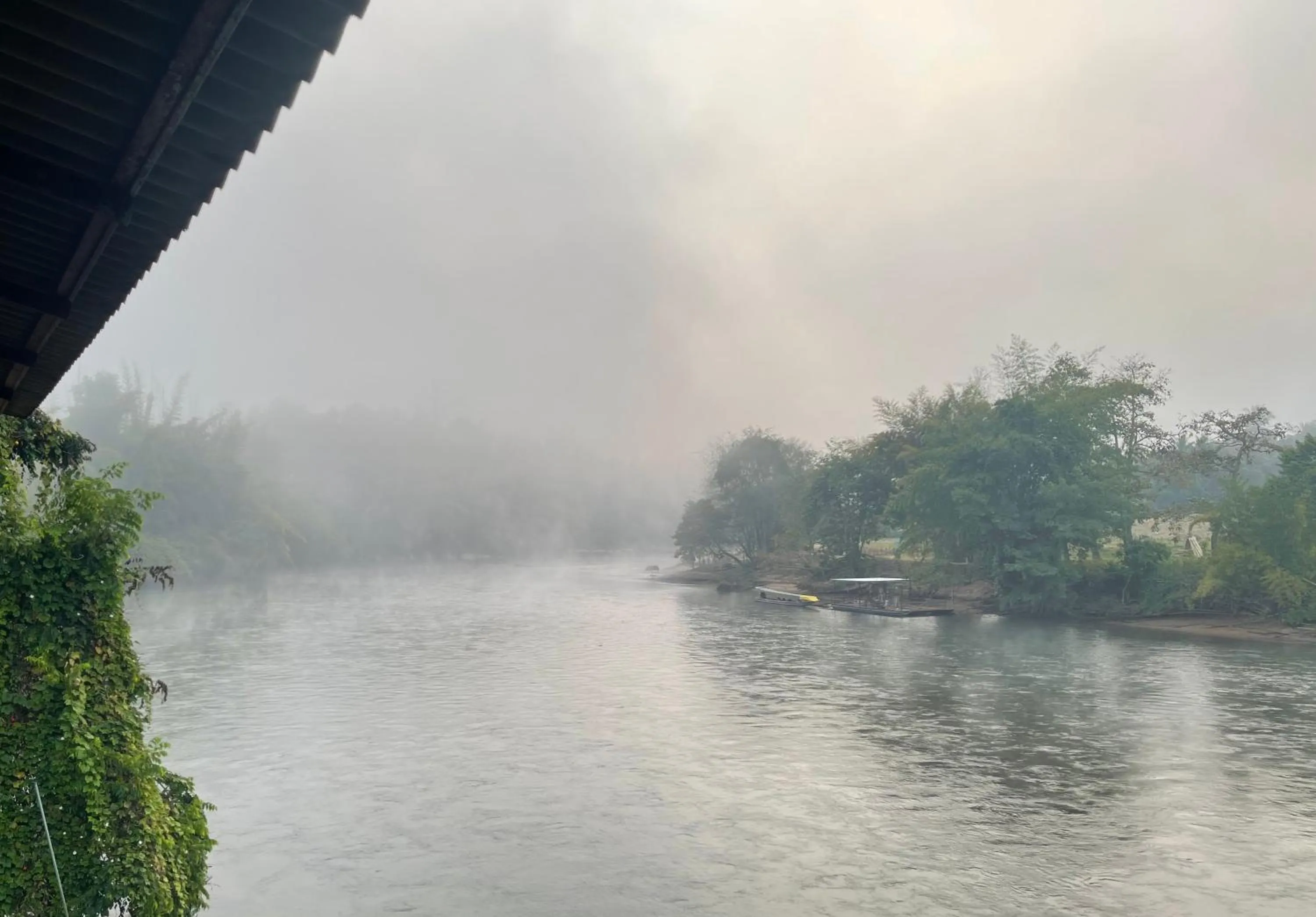 BaanRai KhunYa บ้านไร่คุณย่า