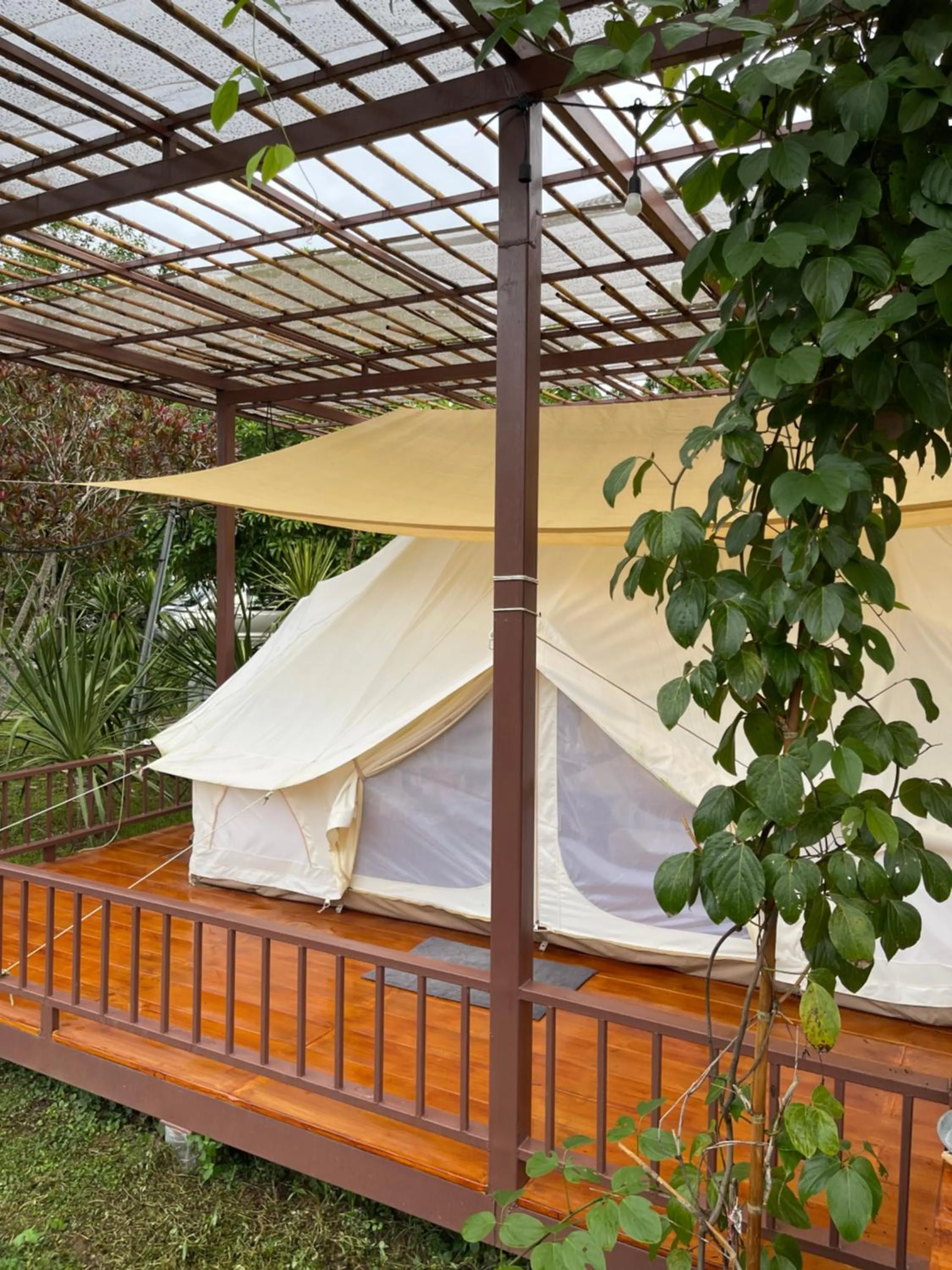 BaanRai KhunYa บ้านไร่คุณย่า