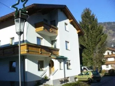 Facade/entrance in Ferienwohnungen Egger
