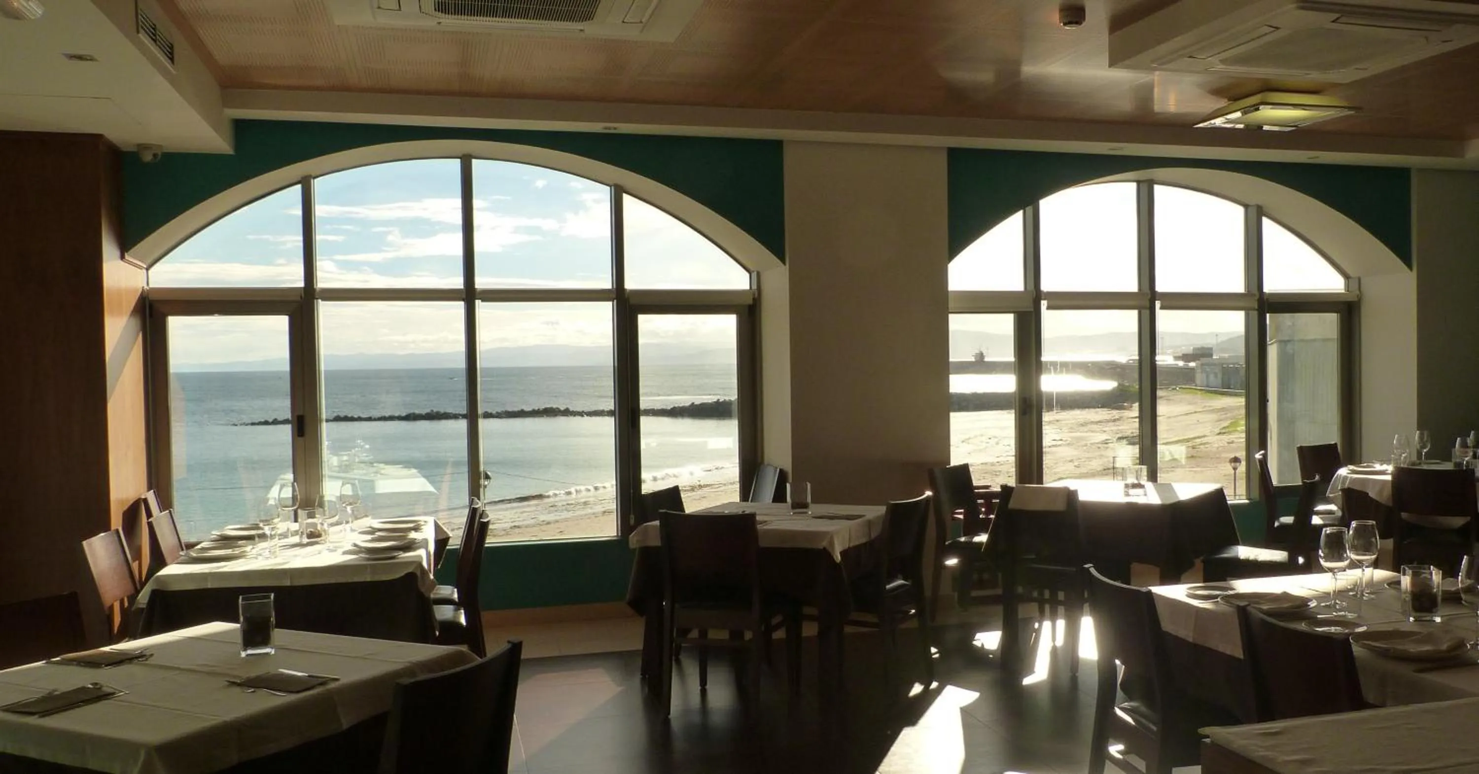 Restaurant/places to eat in Hotel Nordés