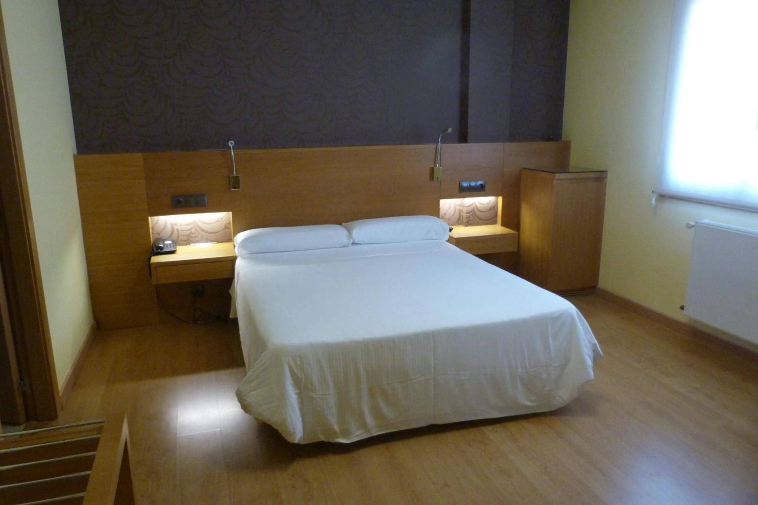 Photo of the whole room, Bed in Hotel Nordés