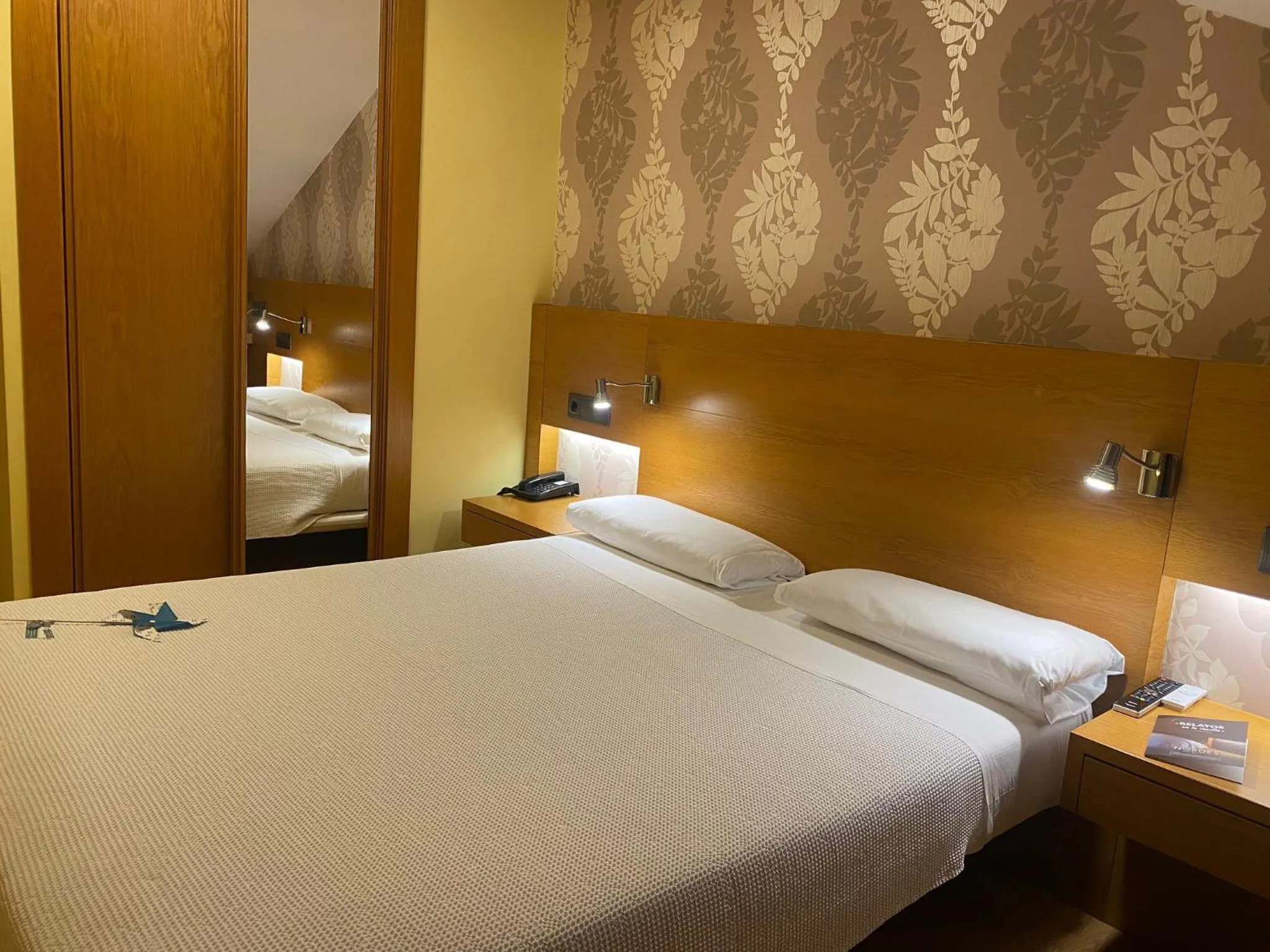 Bed in Hotel Nordés