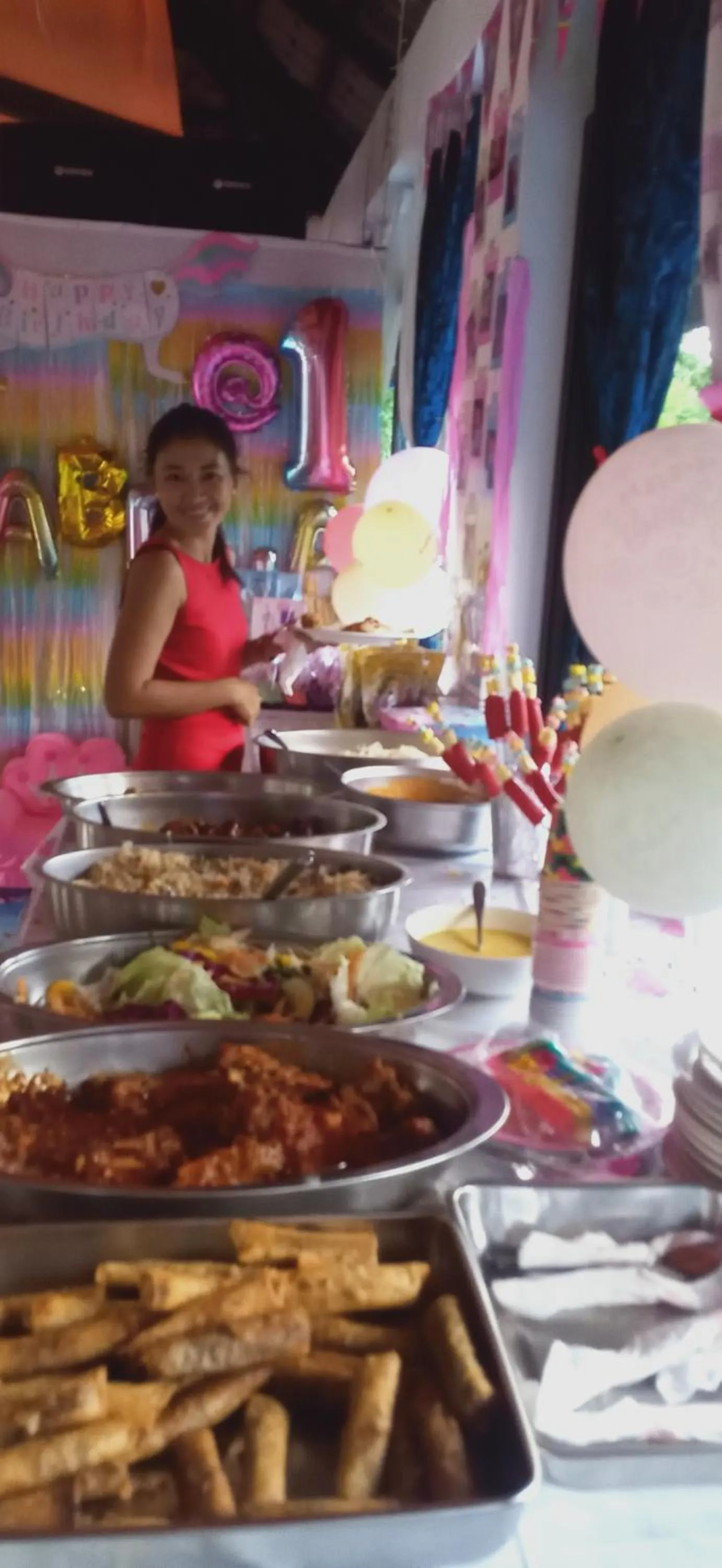 People in Riverside at Aninuan Accommodation and Food