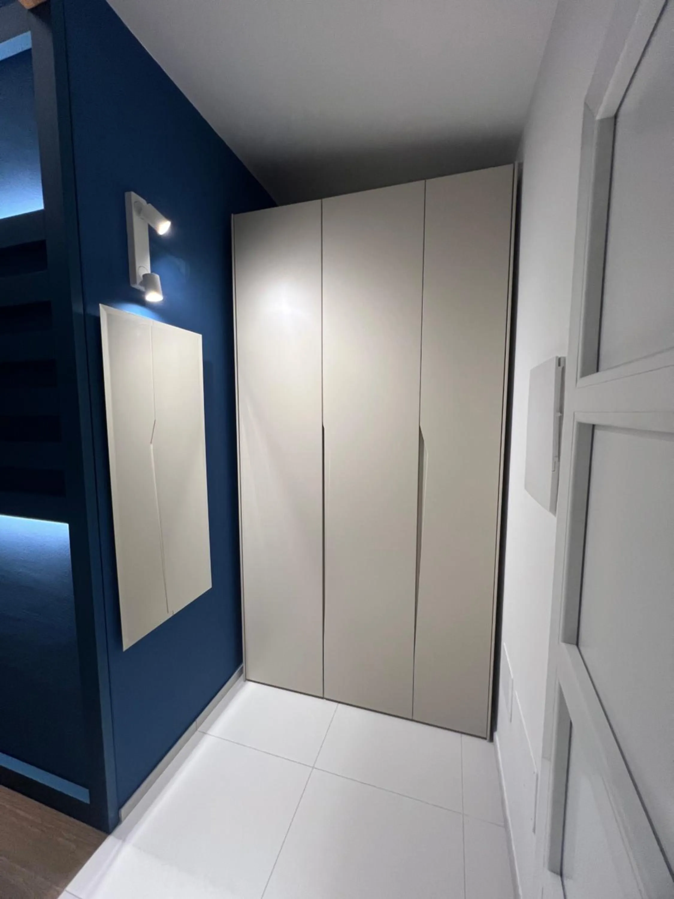 wardrobe, Bed in Hotel Fiore Di Maggio