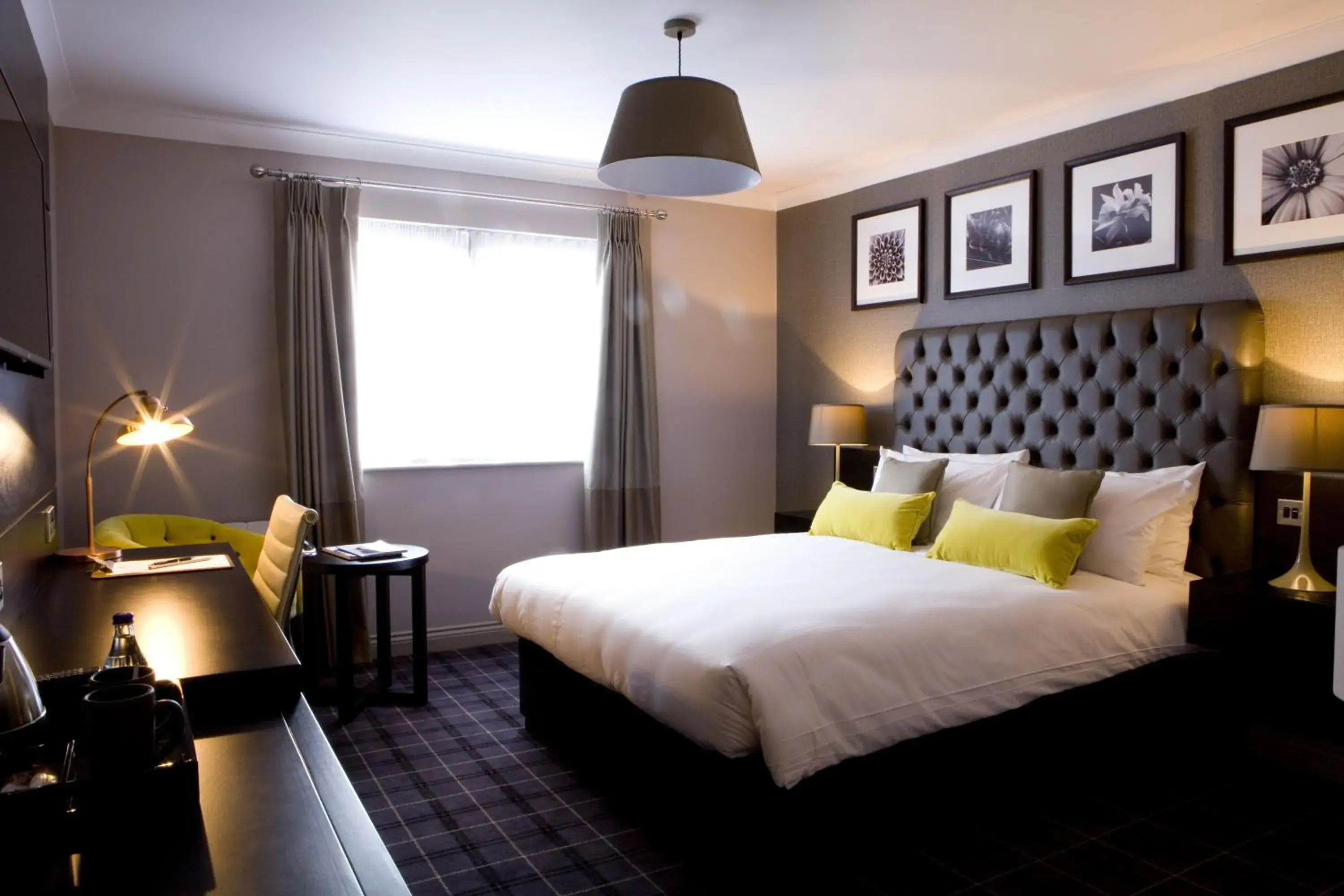 Double Room in The Bulls Head Hotel Double Room in The Bulls Head Hotel