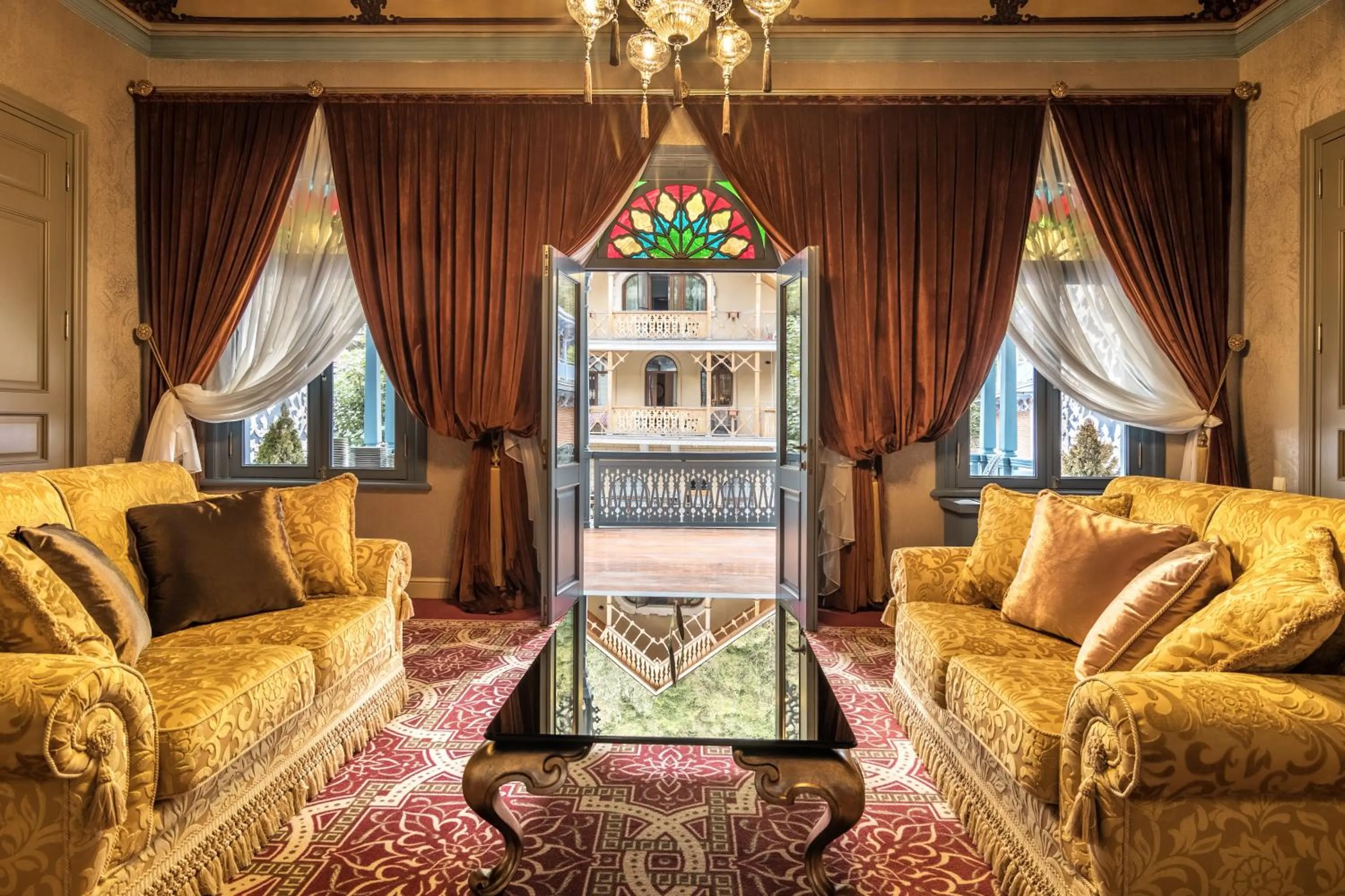 Balcony/Terrace in Golden Tulip Borjomi