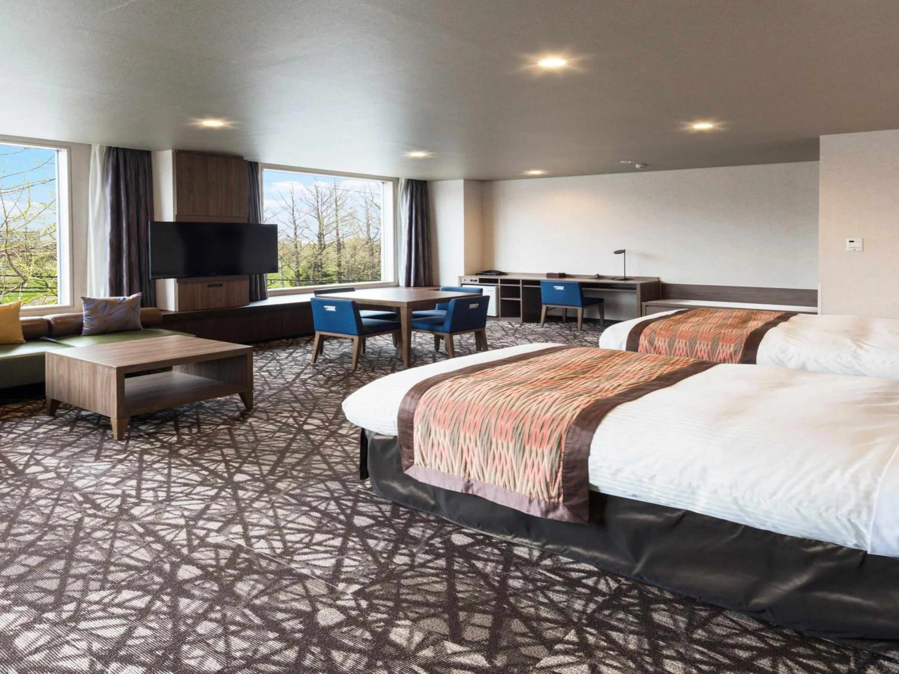 Photo of the whole room, Bed in HOTEL MYSTAYS Sapporo Nakajima Park