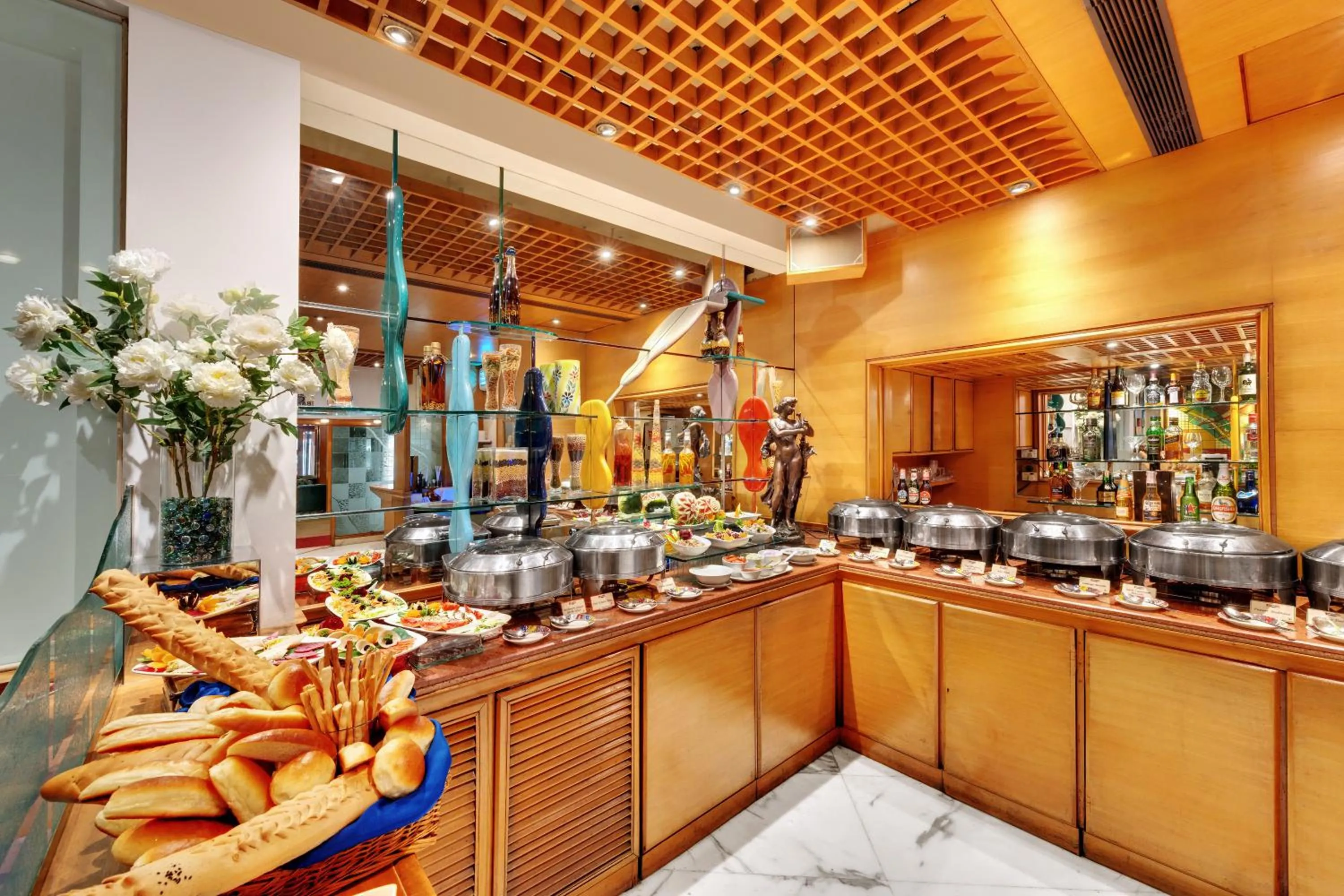 Restaurant/places to eat in The Ambassador, Marine Drive, Mumbai