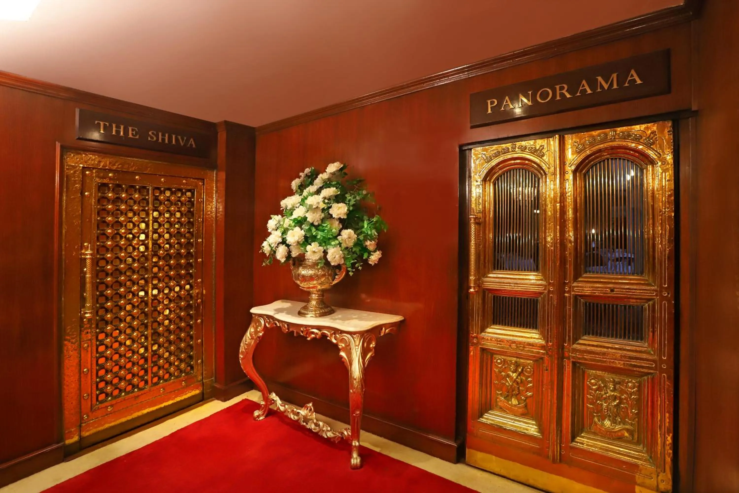 Business facilities in The Ambassador, Marine Drive, Mumbai