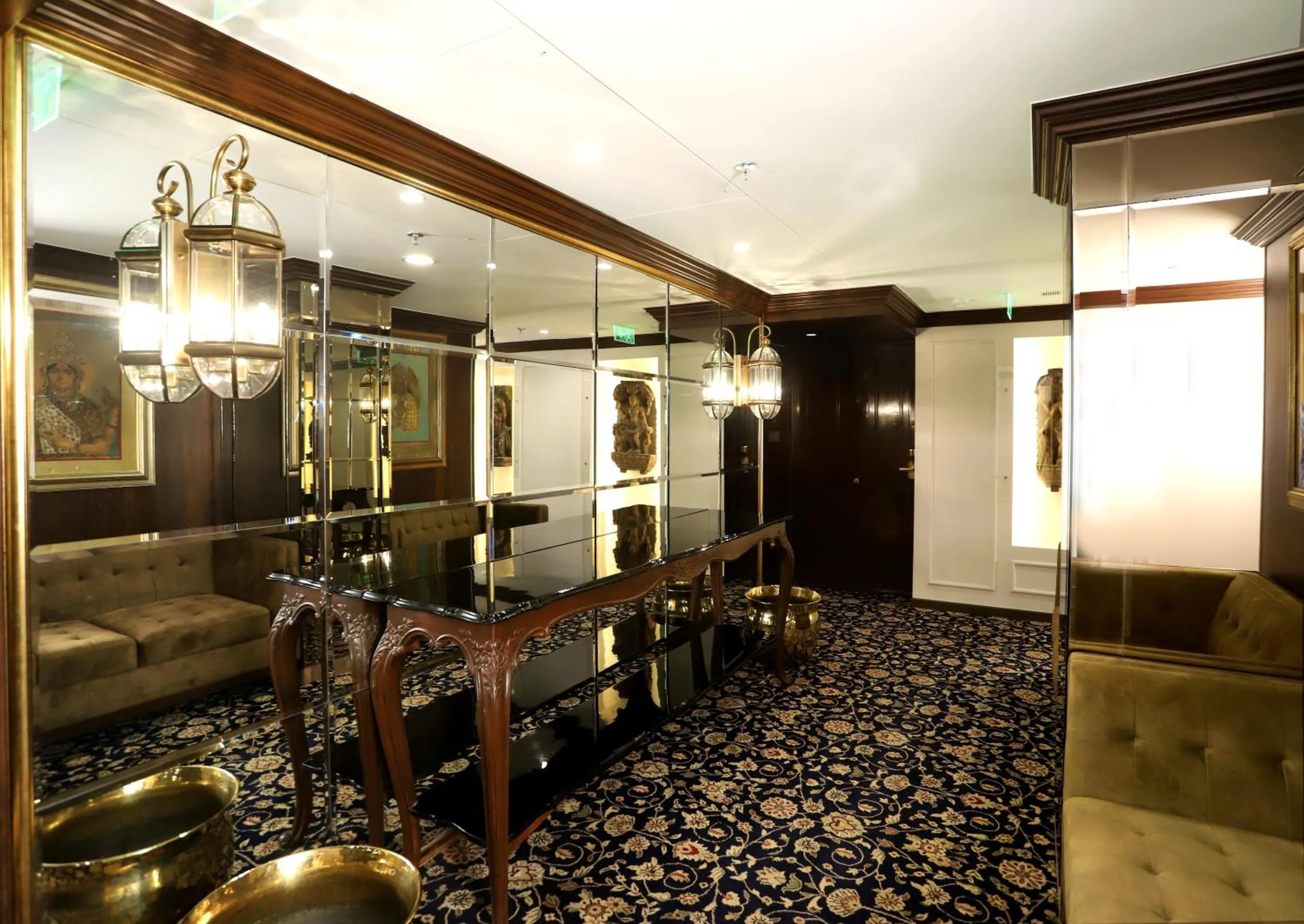 Decorative detail in The Ambassador, Marine Drive, Mumbai