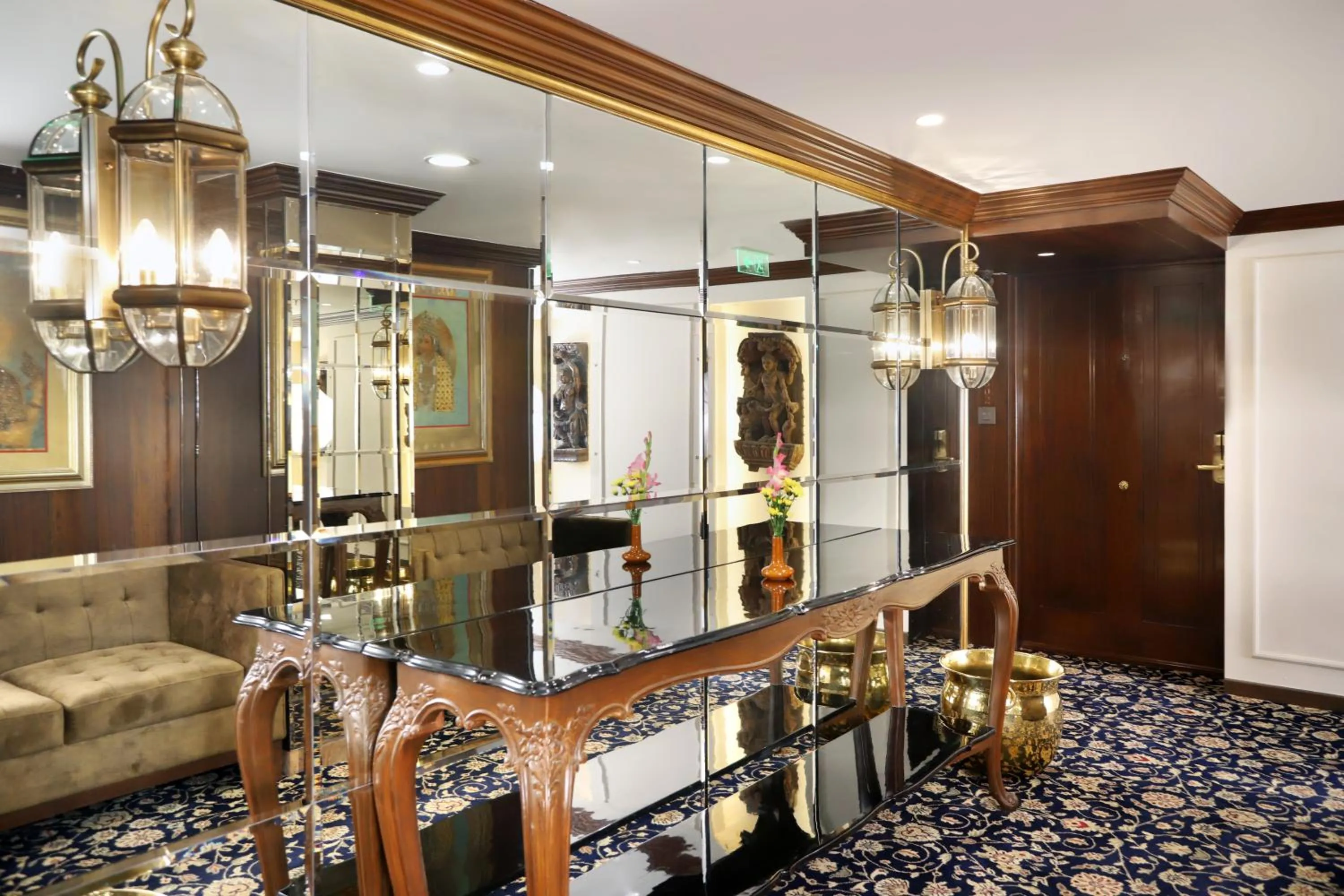 Decorative detail in The Ambassador, Marine Drive, Mumbai