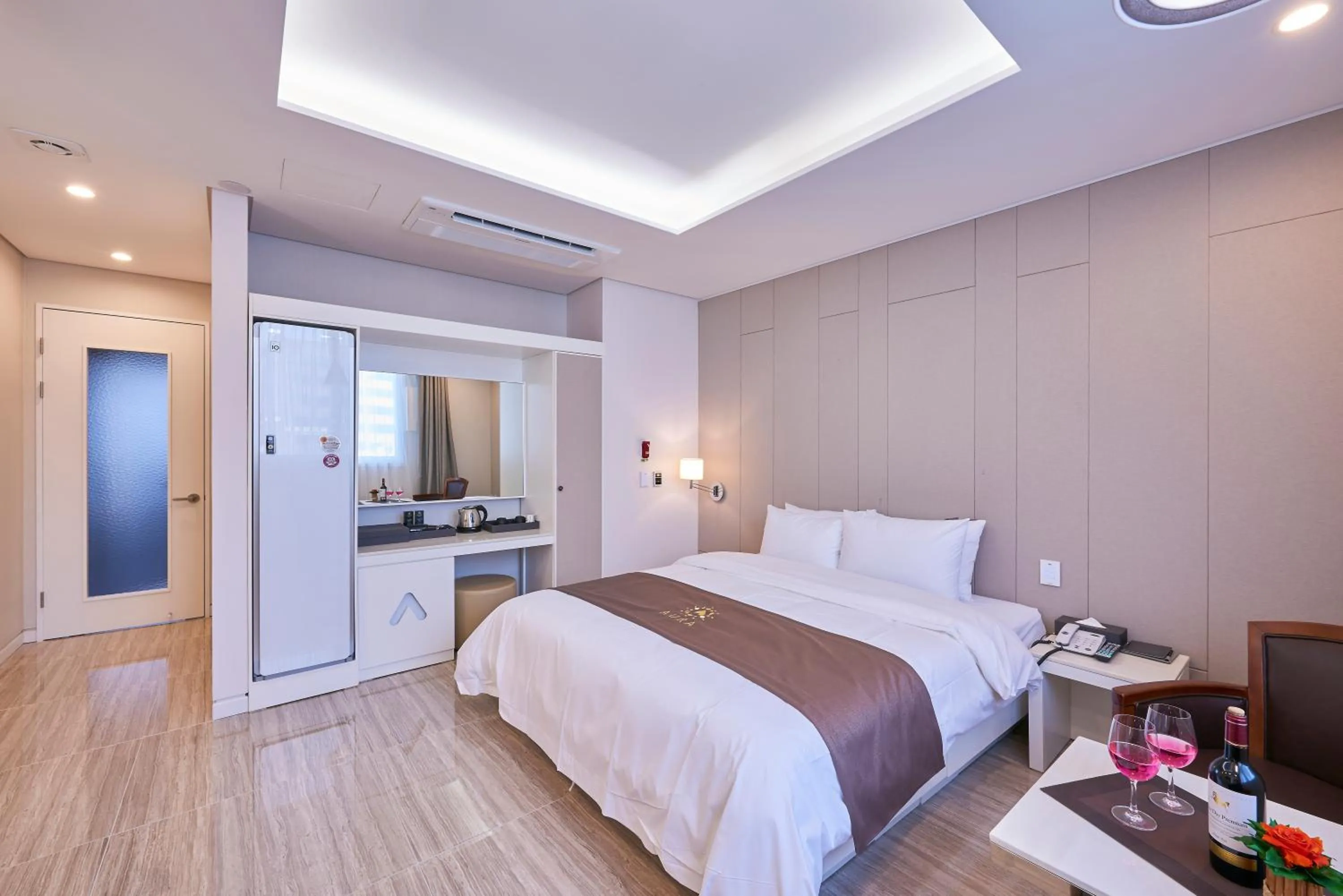 Bed in Gwangju Aura Hotel