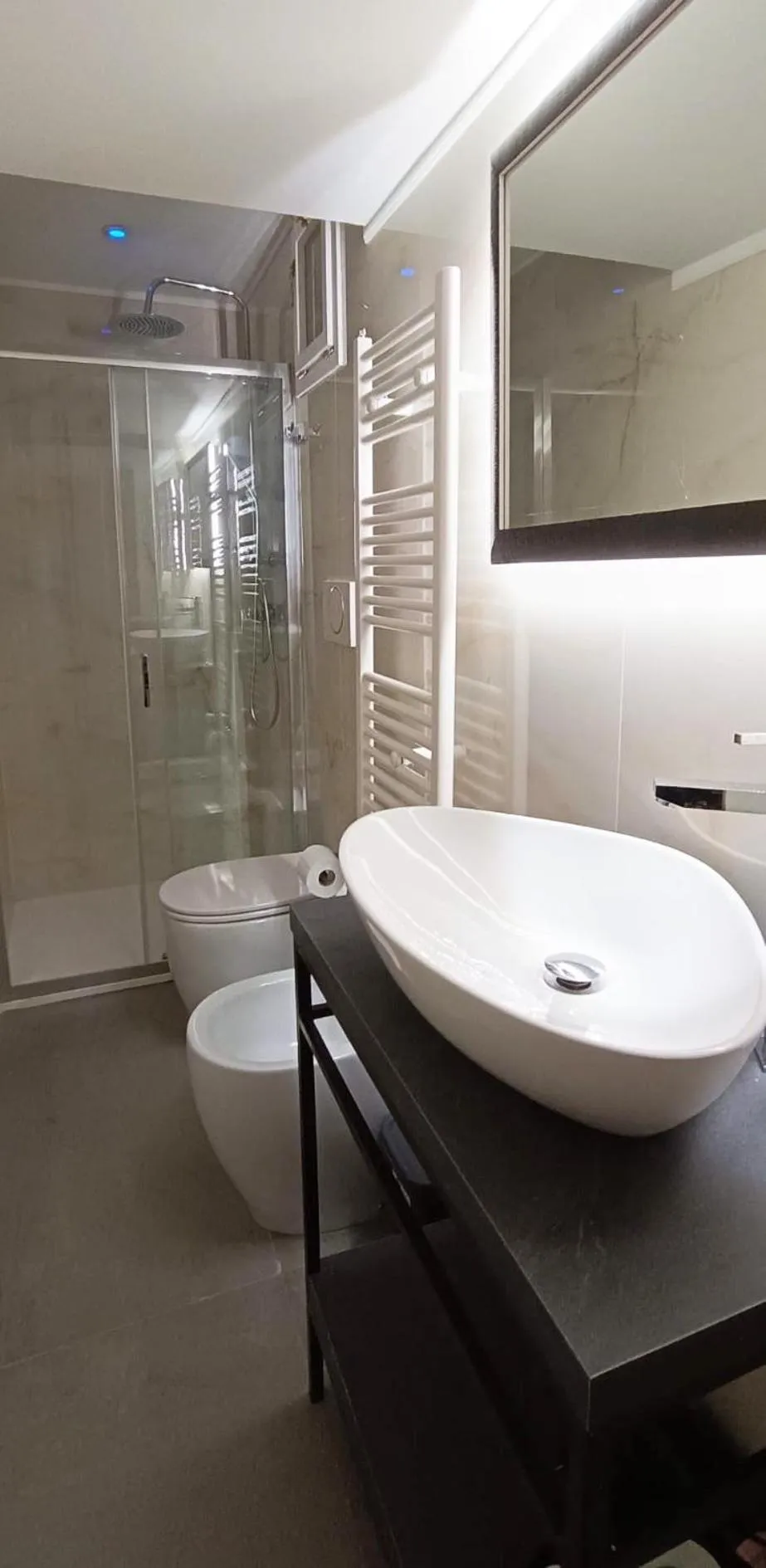 Toilet in Bed & Breakfast Idomeneo 63